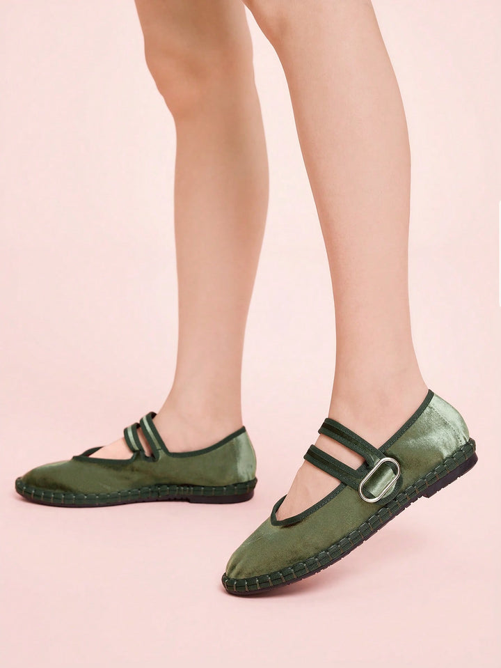 Balerini SHEIN, kaki