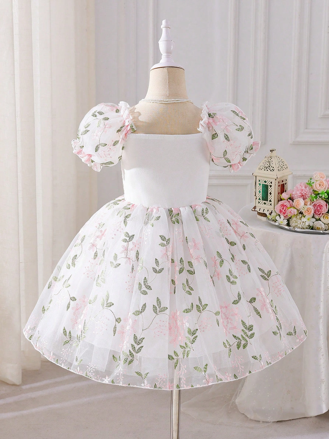 Rochie de ocazie SHEIN, alb