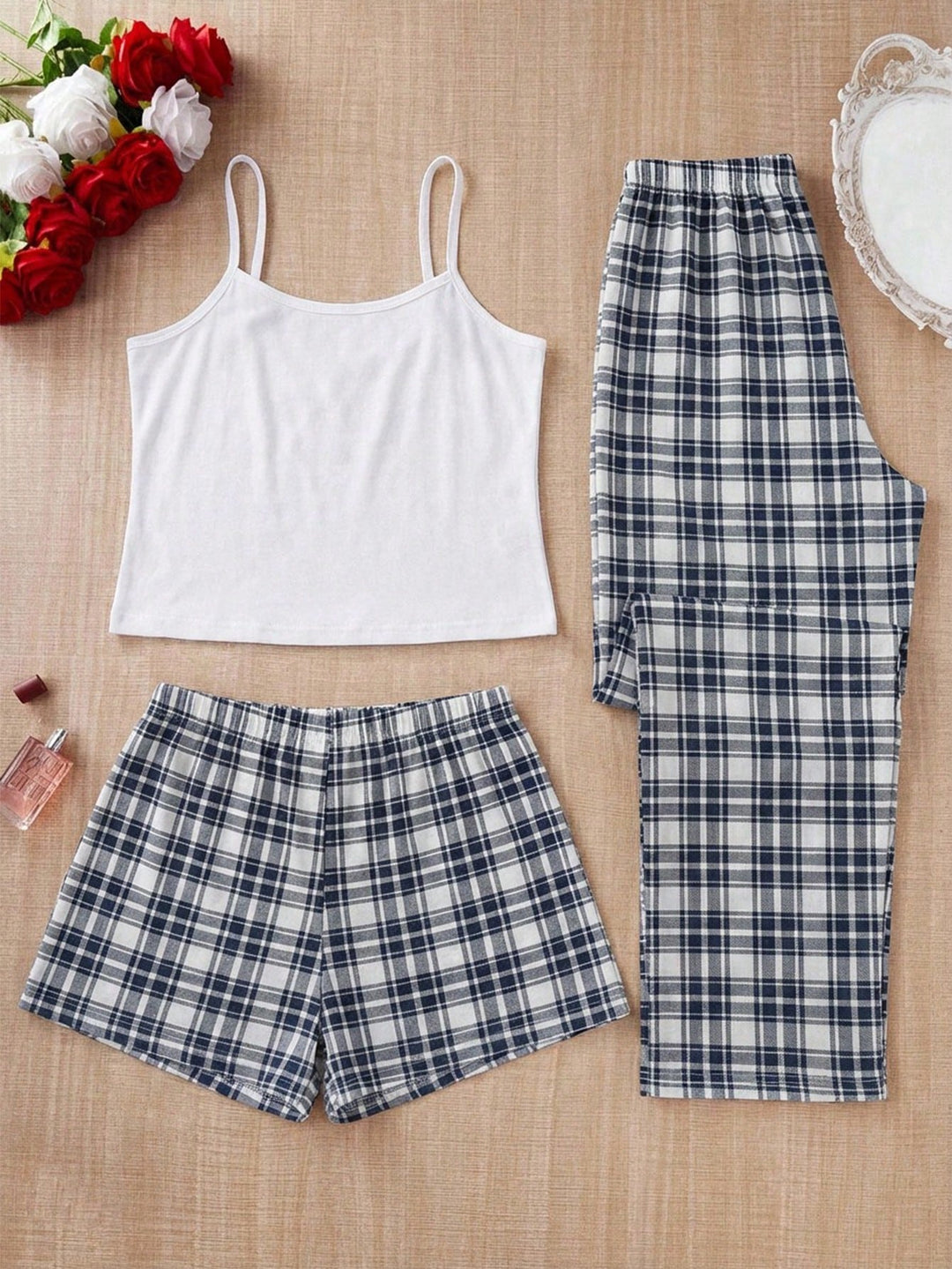 Set pijamale SHEIN, mix culori