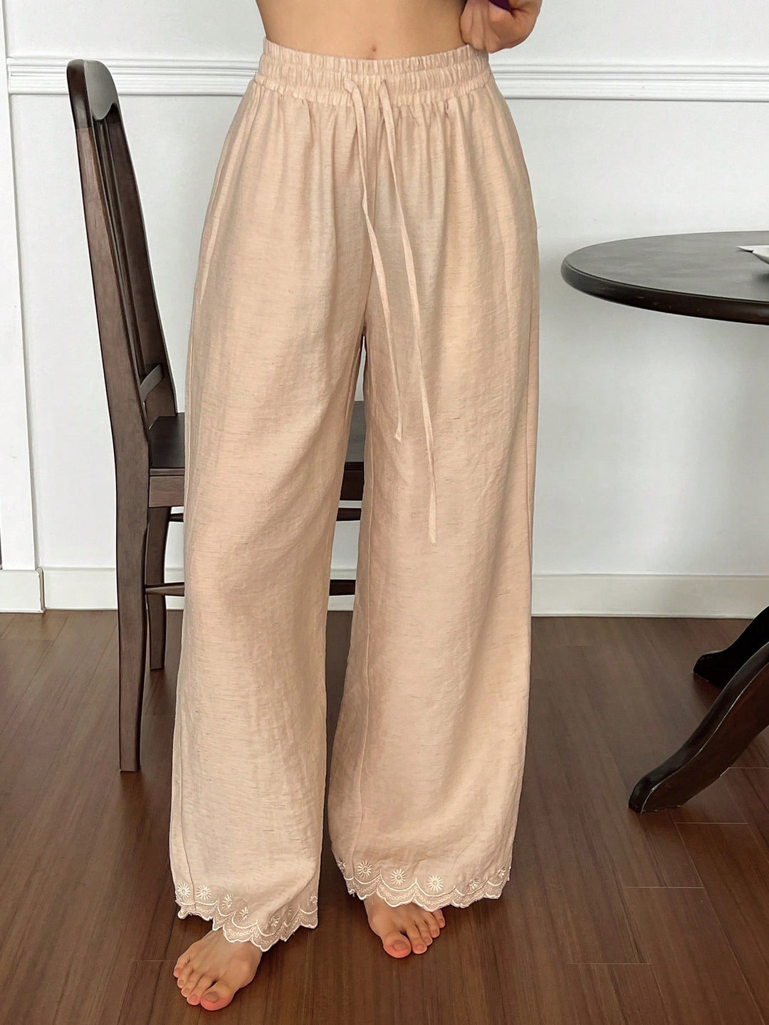 Pantaloni SHEIN, roz