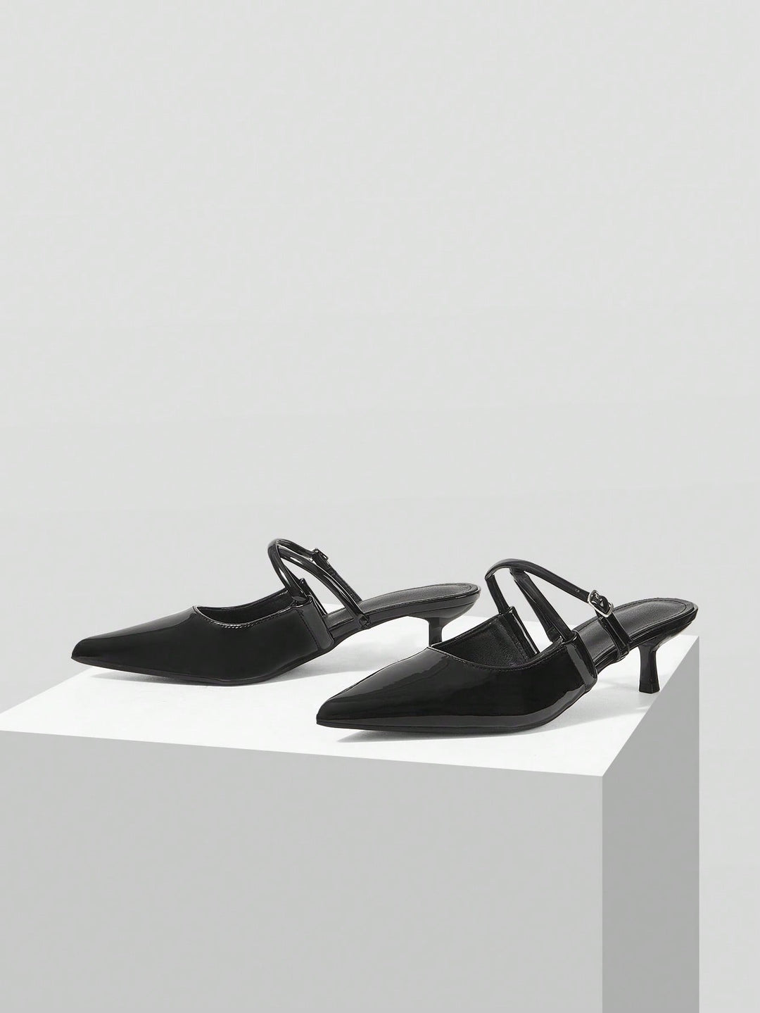 Pantofi cu toc SHEIN, negru