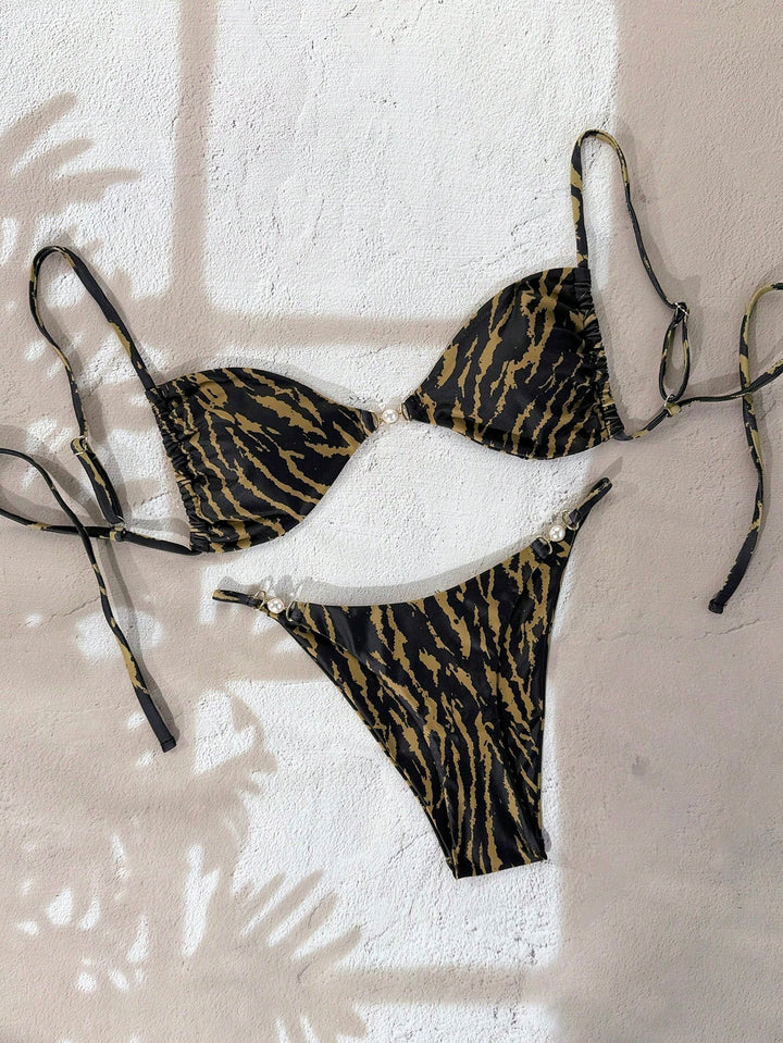 Set bikini SHEIN, maro