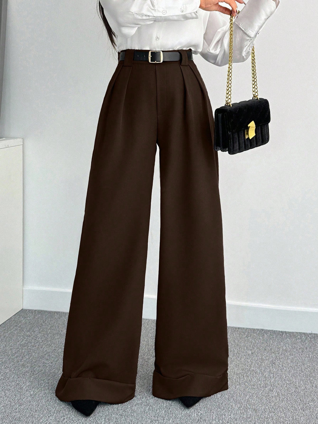 Pantaloni SHEIN, maro