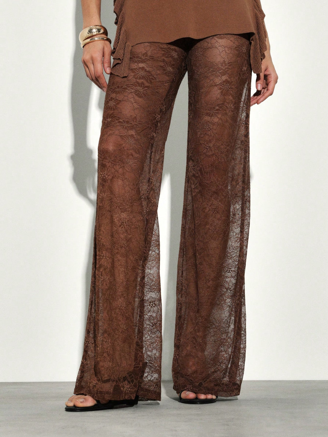 Pantaloni SHEIN, maro