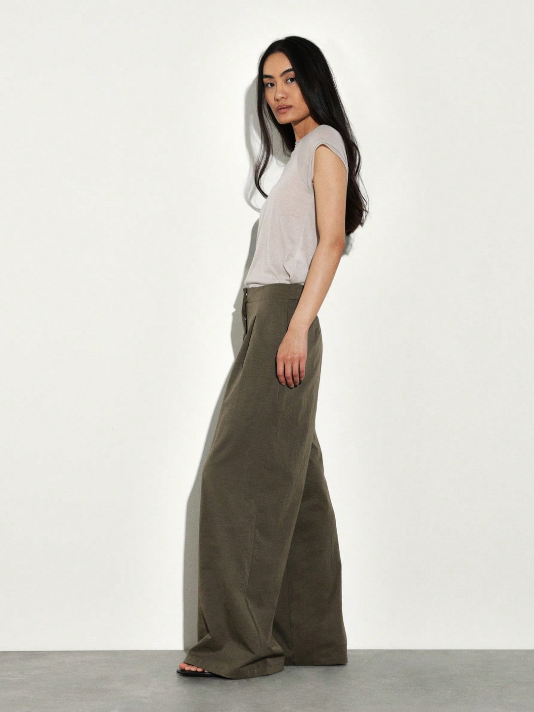 Pantaloni SHEIN, kaki