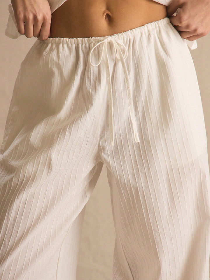 Pantaloni SHEIN, alb