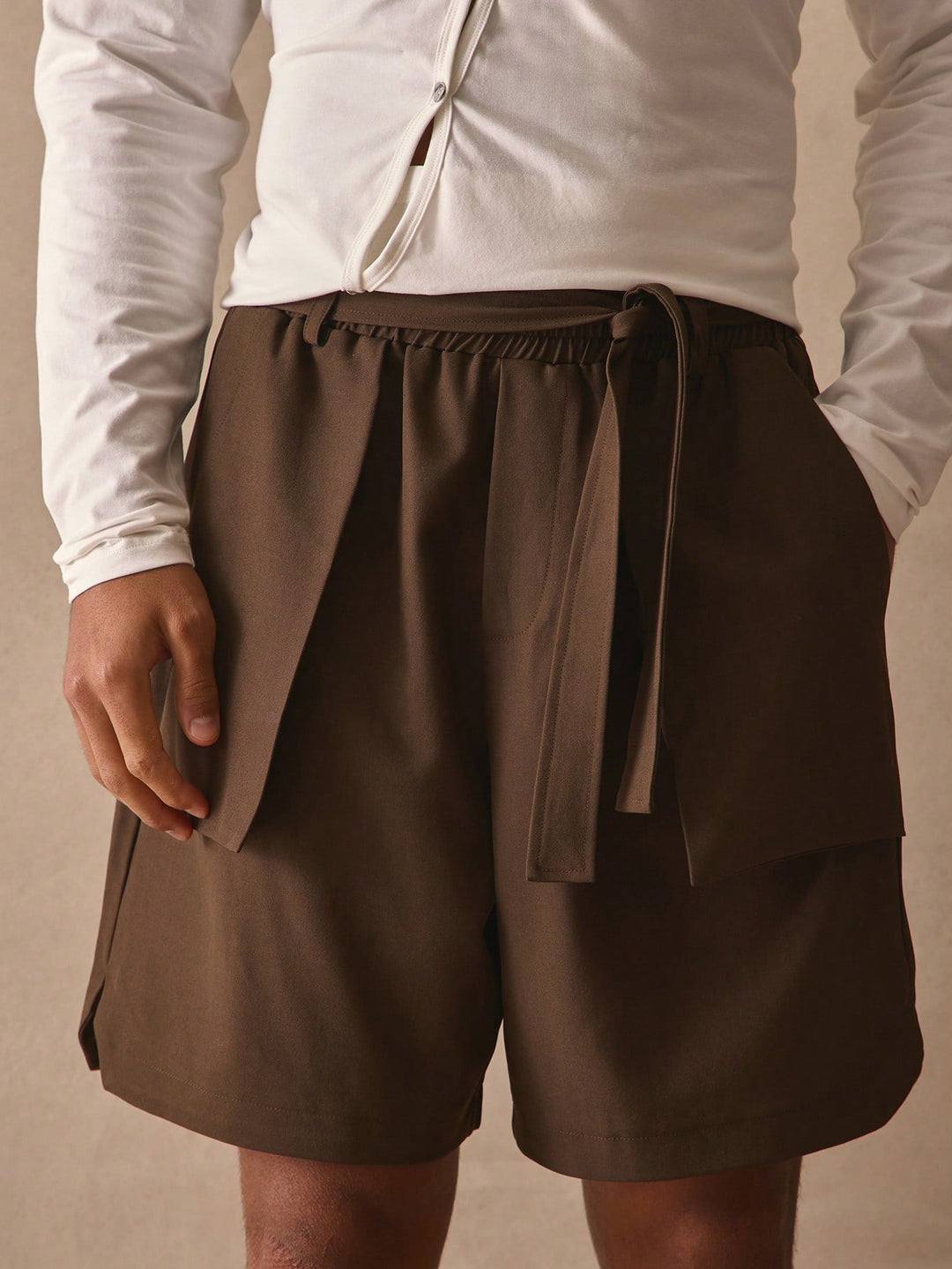 Pantaloni scurți SHEIN, maro
