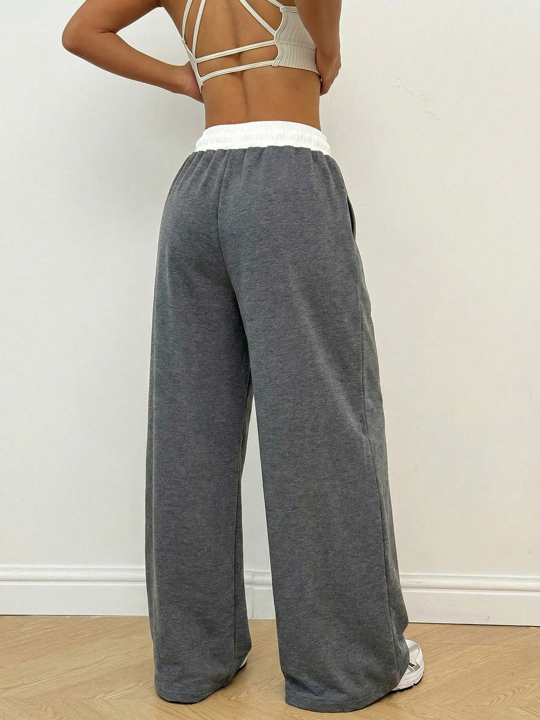 Pantaloni SHEIN, gri