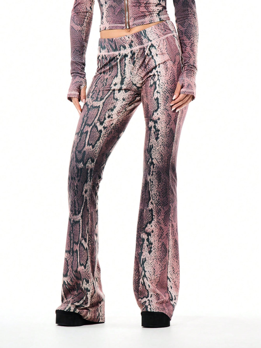Pantaloni SHEIN, mix culori
