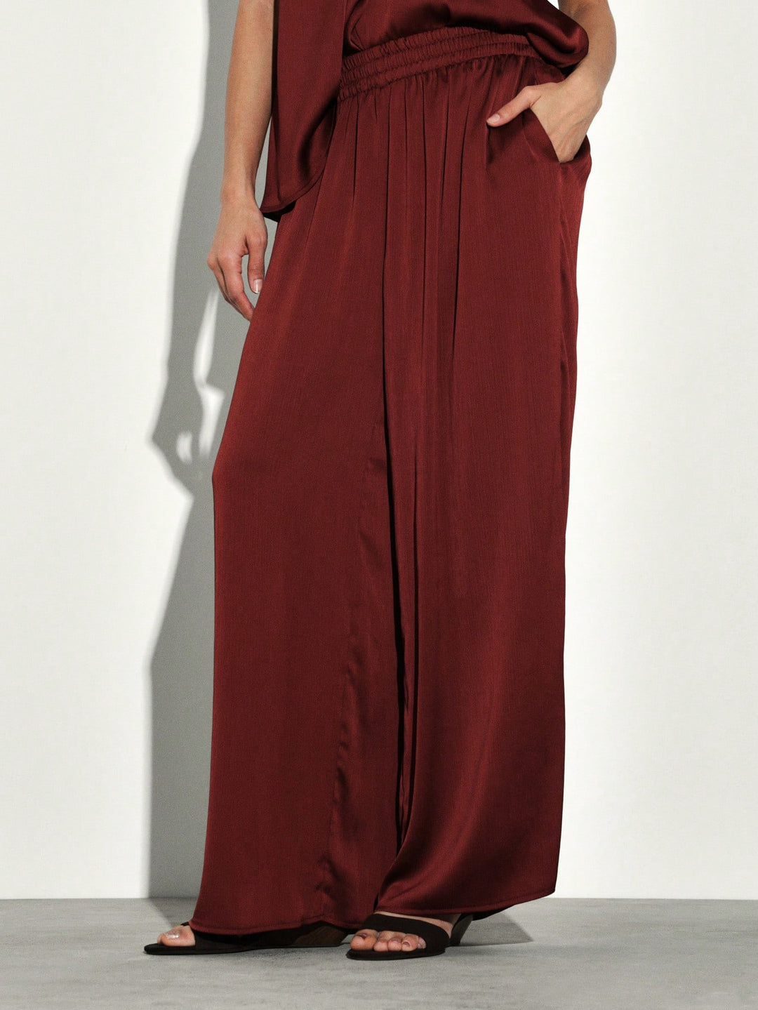 Pantaloni SHEIN, vișiniu