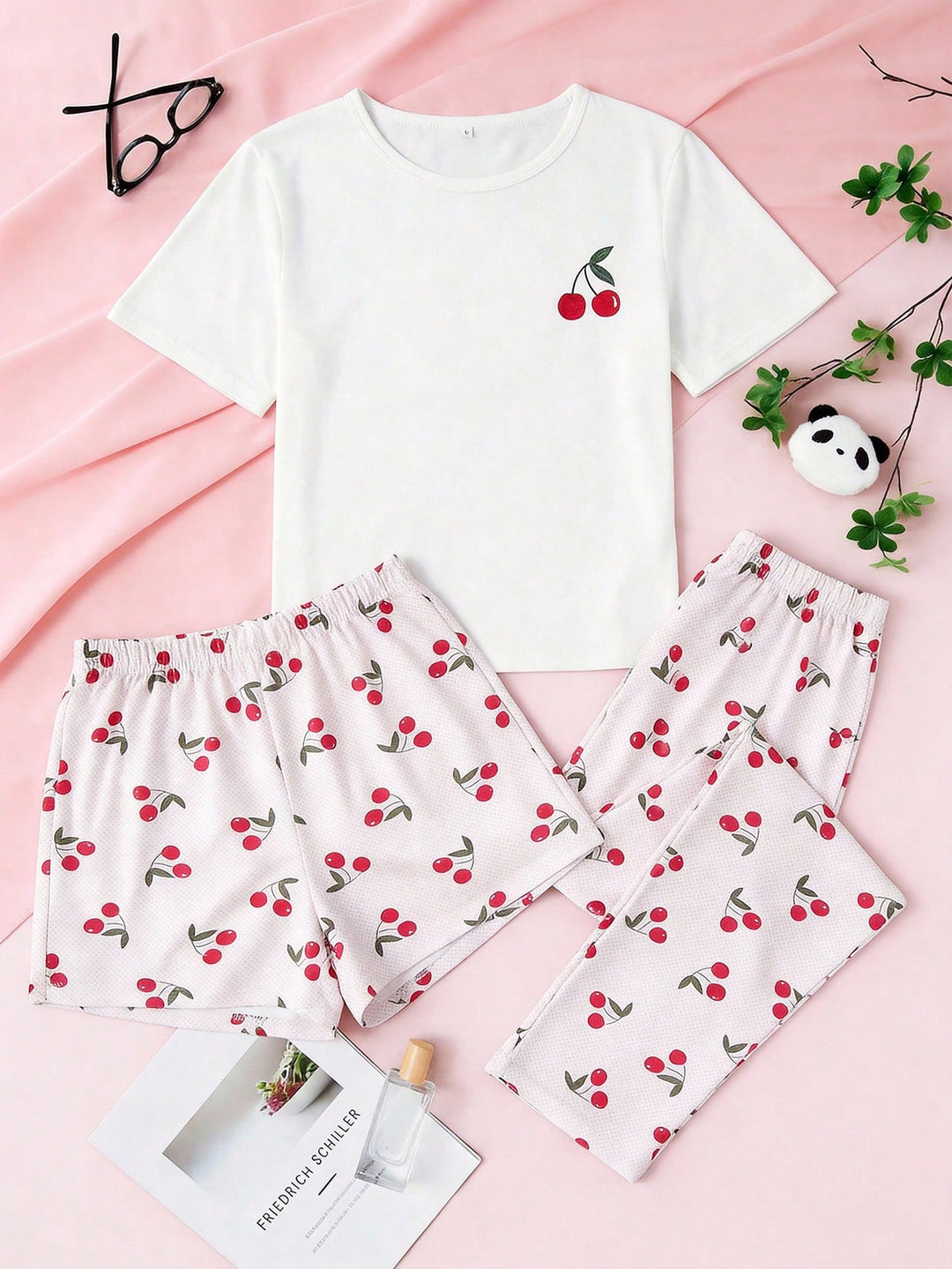 Set pijamale SHEIN, mix culori