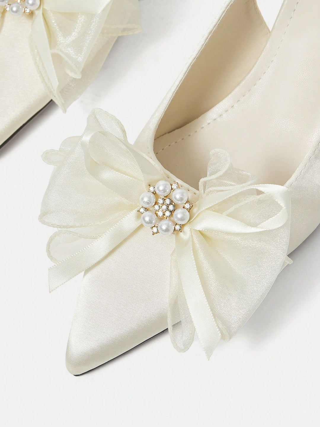 Pantofi cu toc SHEIN, alb