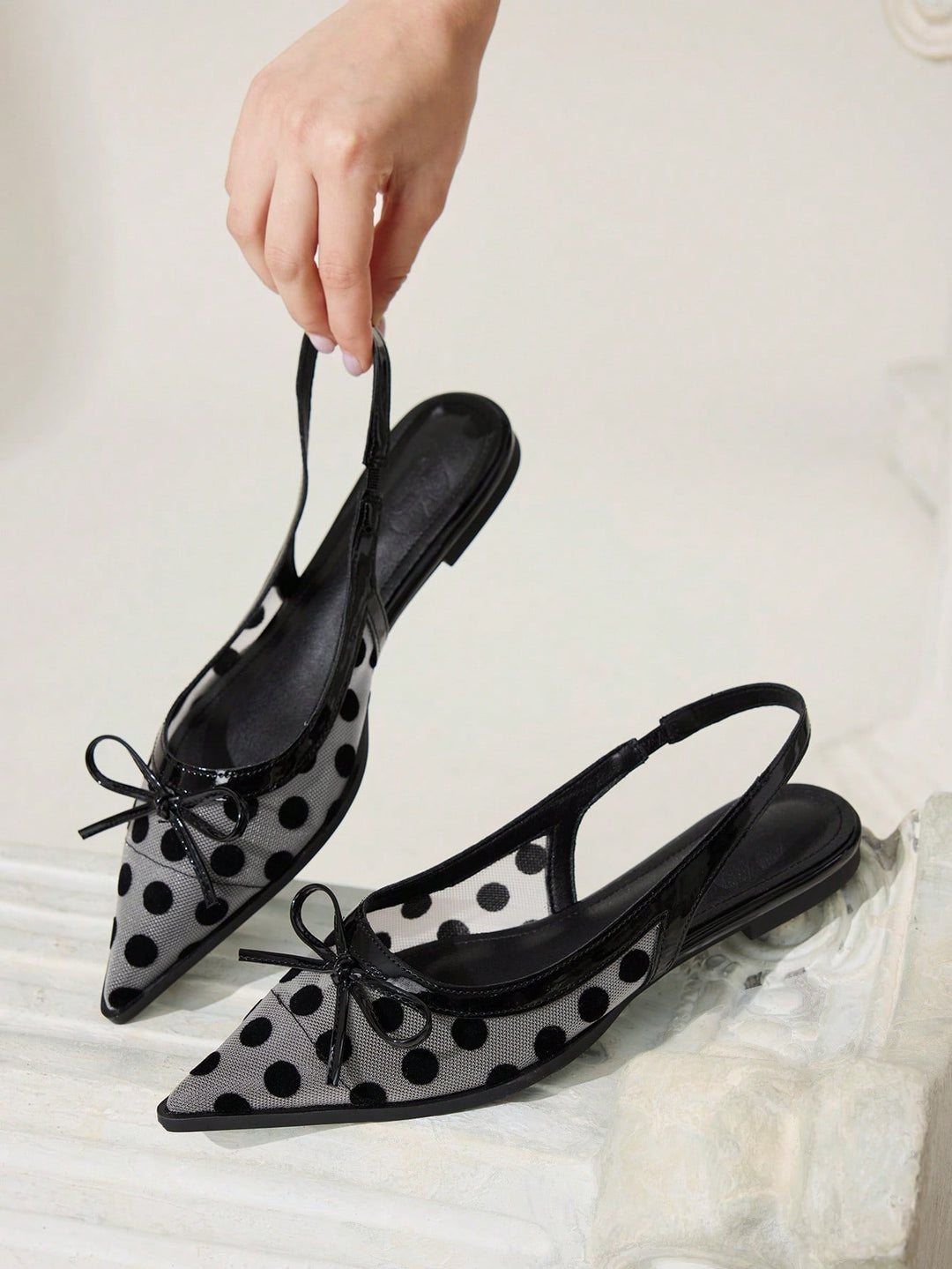 Pantofi SHEIN, negru