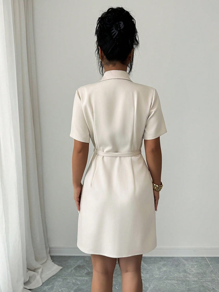 Rochie scurtă SHEIN, bej