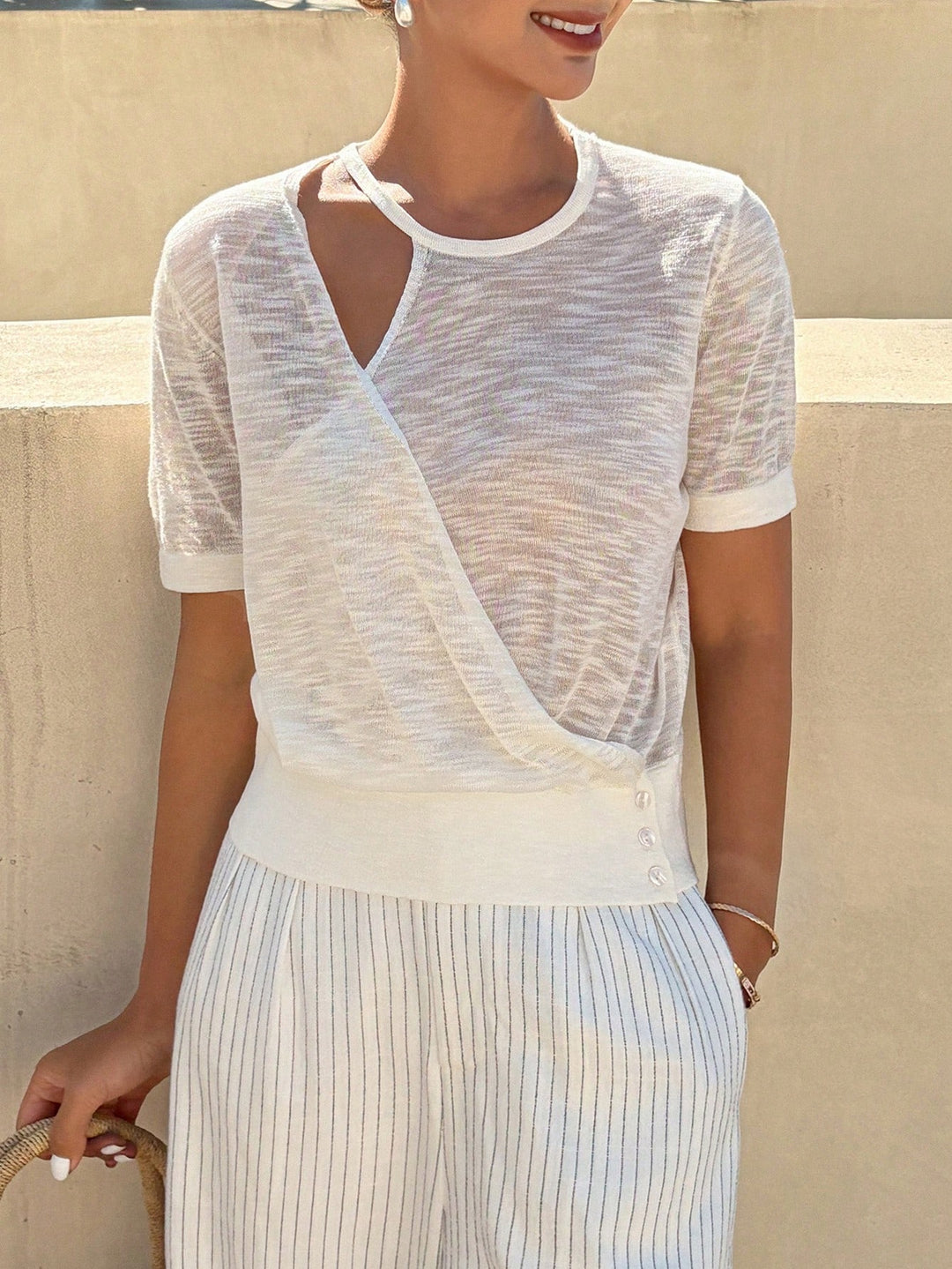 Tricou SHEIN, crem