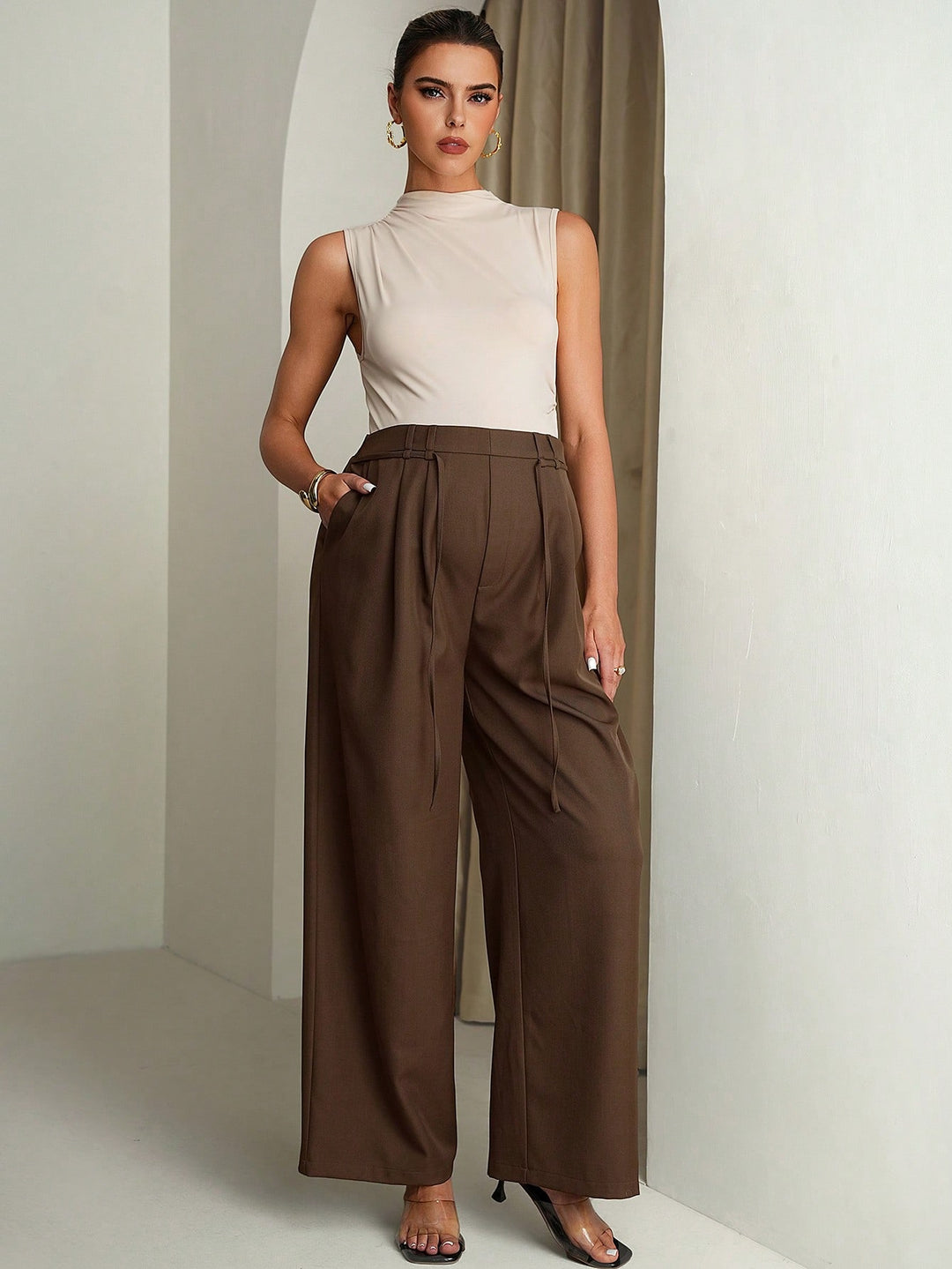 Pantaloni SHEIN, maro