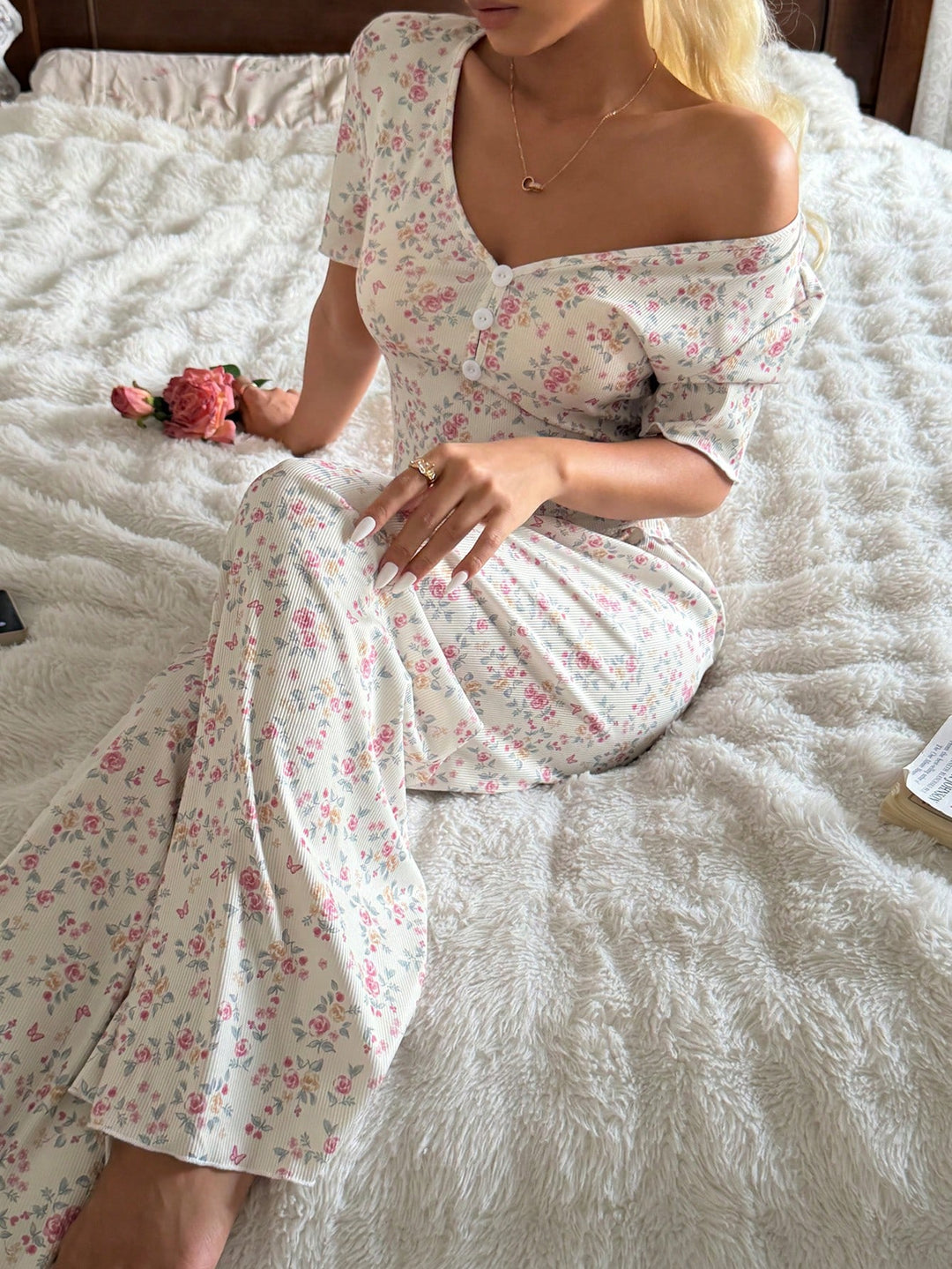Pijama SHEIN, mix culori