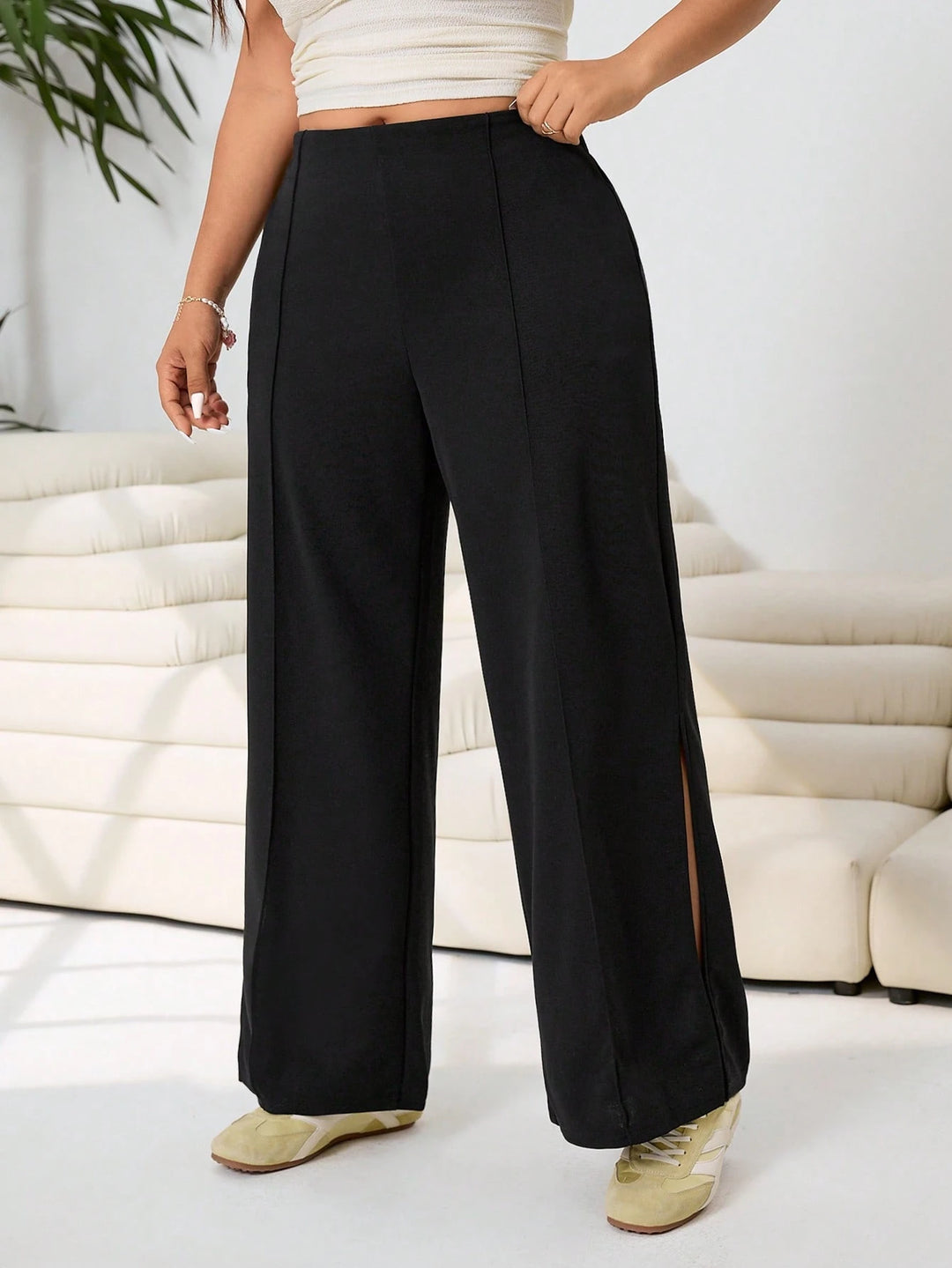 Pantaloni SHEIN, negru