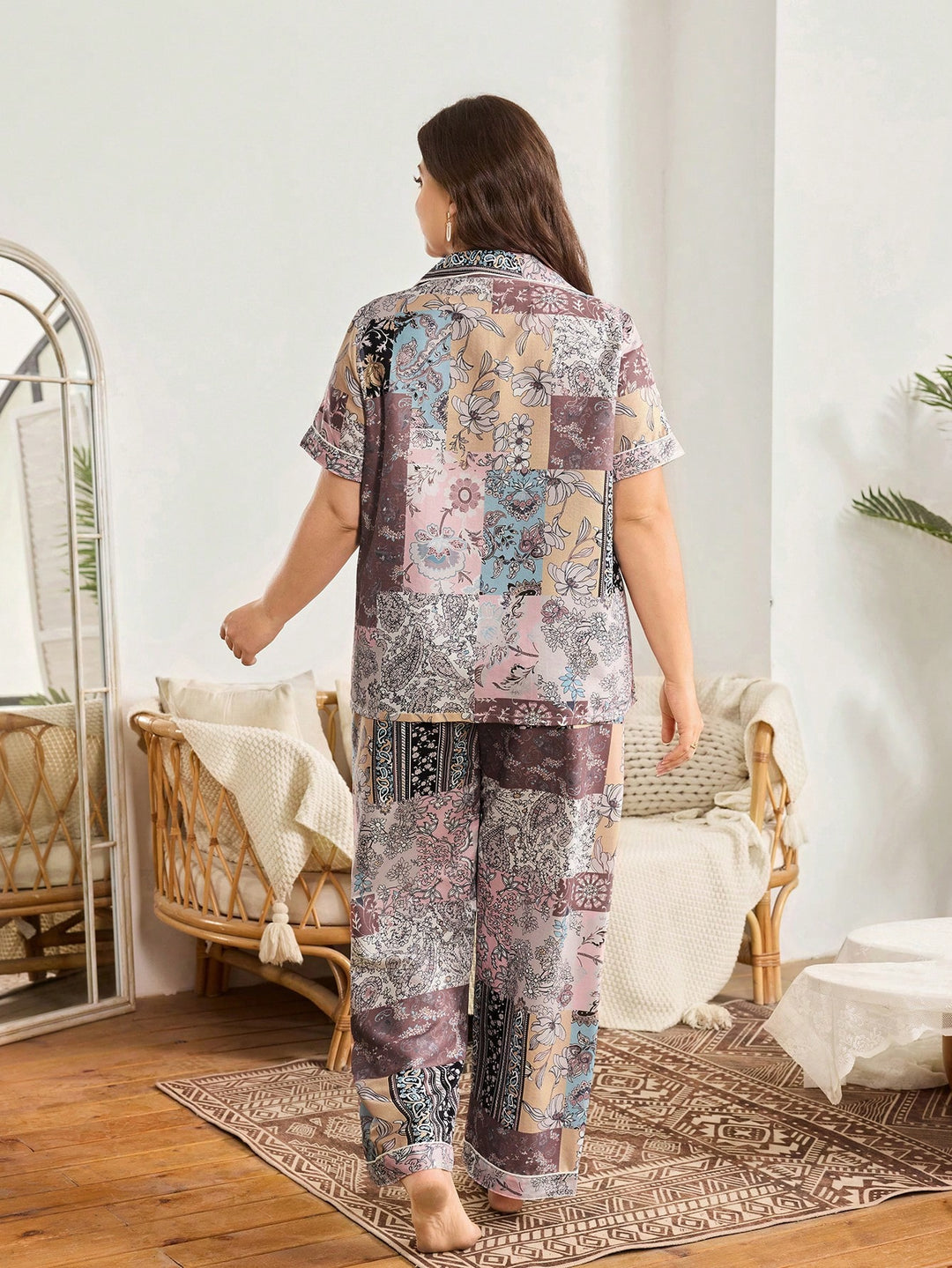 Set pijamale SHEIN, mix culori