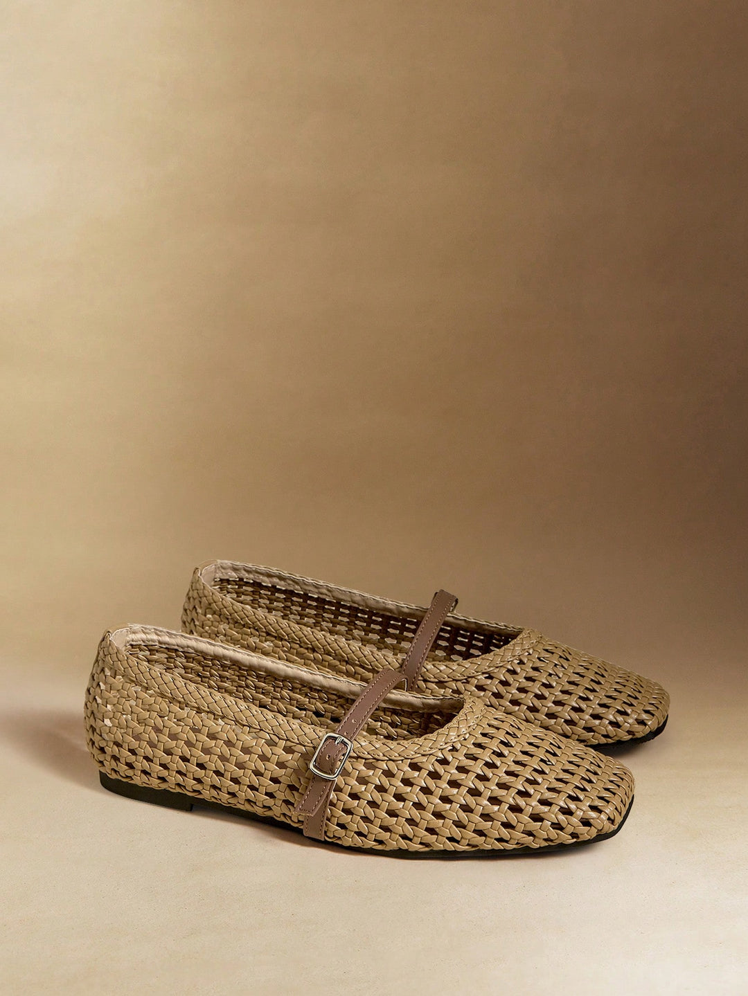 Balerini SHEIN, kaki