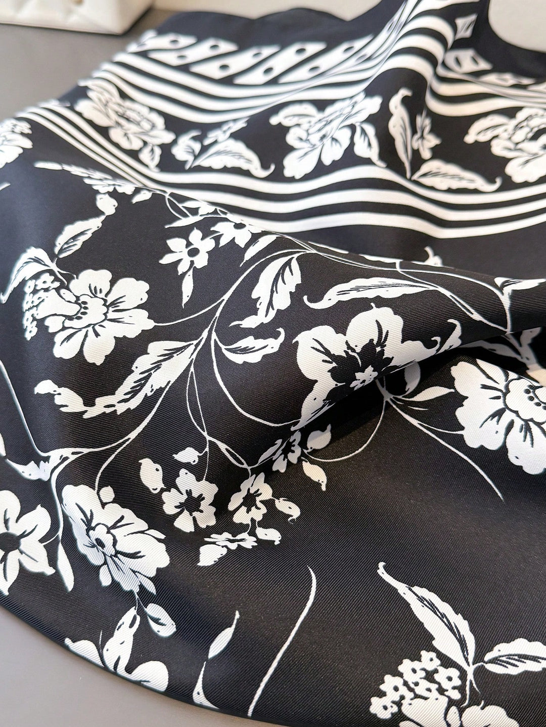 Batic SHEIN, negru