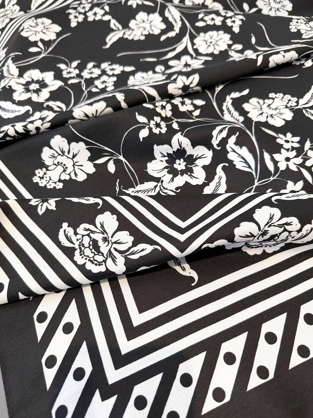 Batic SHEIN, negru