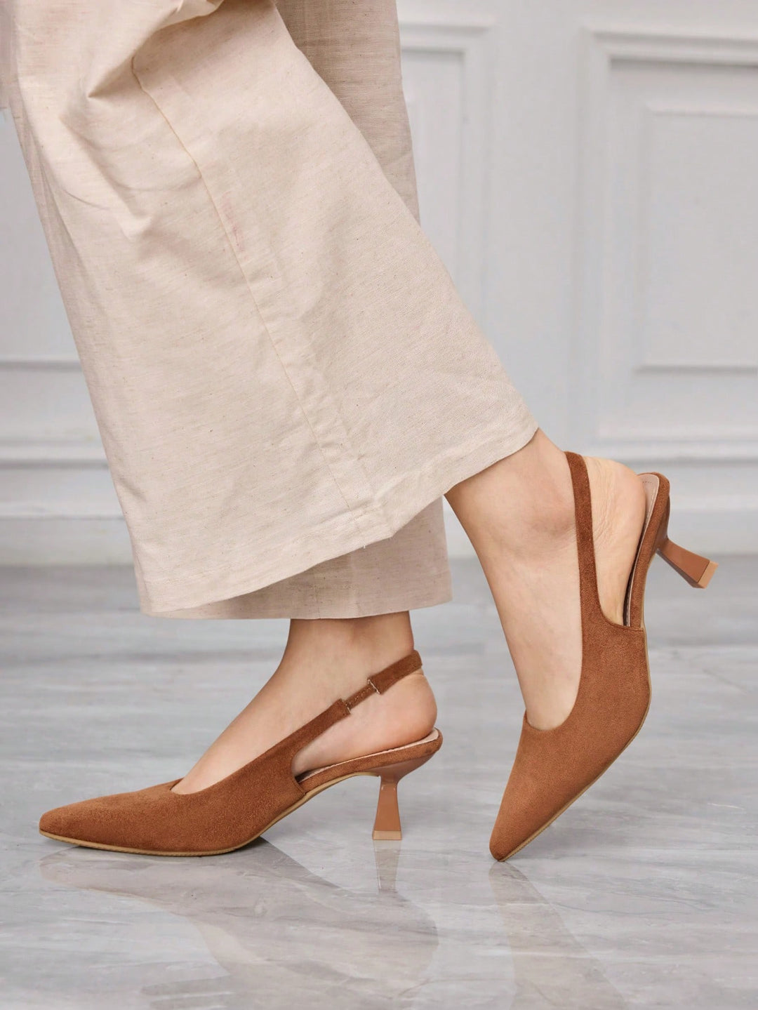 Pantofi cu toc SHEIN, maro
