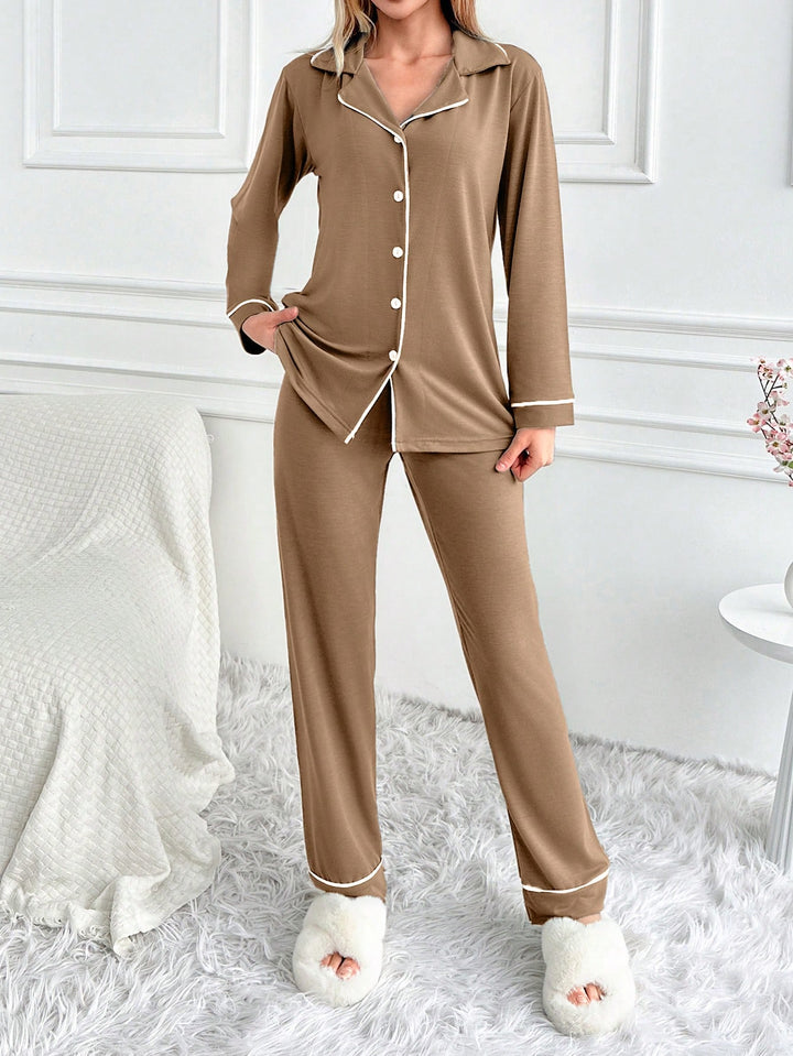 Compleu pijamale SHEIN, bej