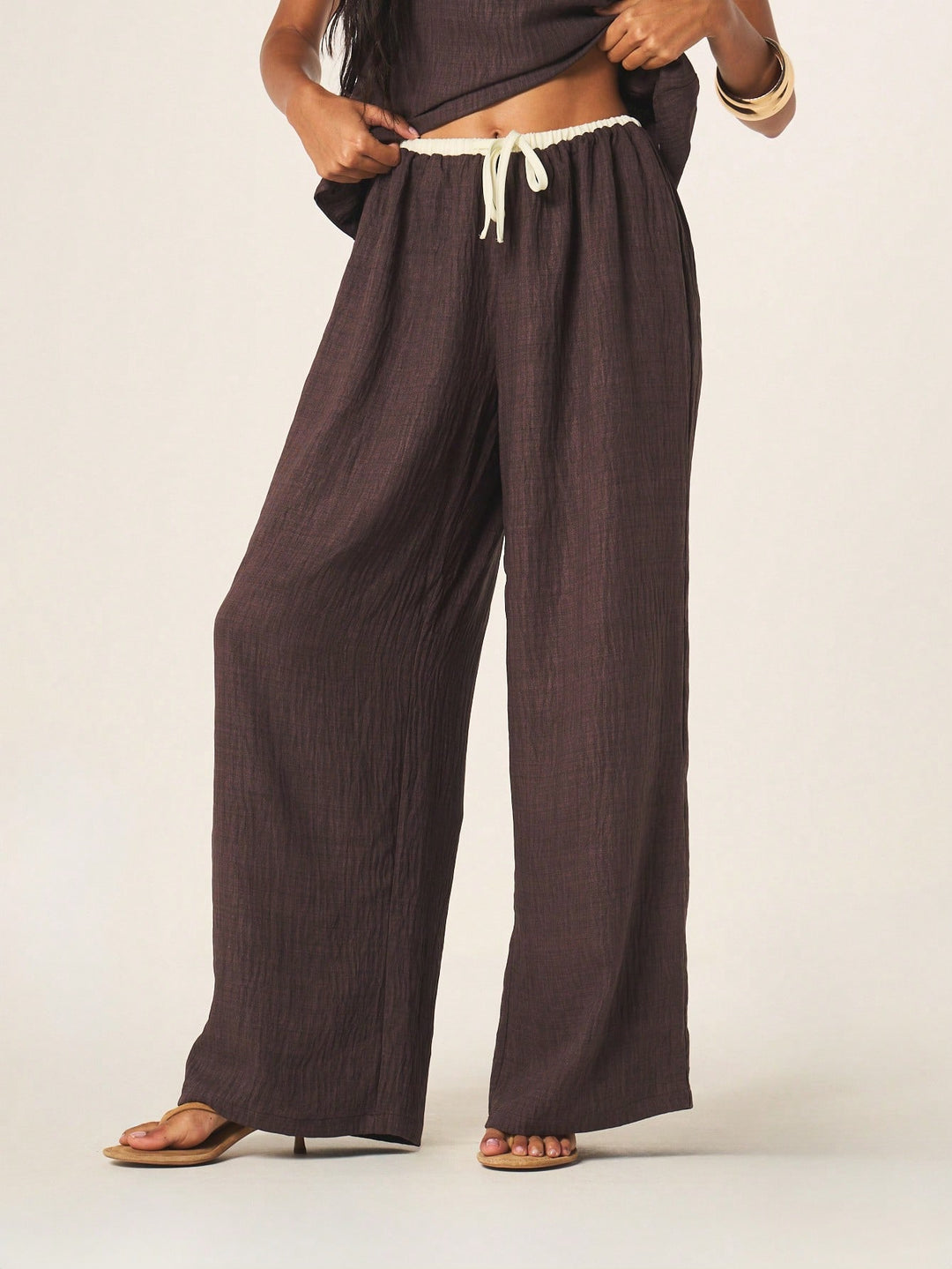 Pantaloni SHEIN, maro