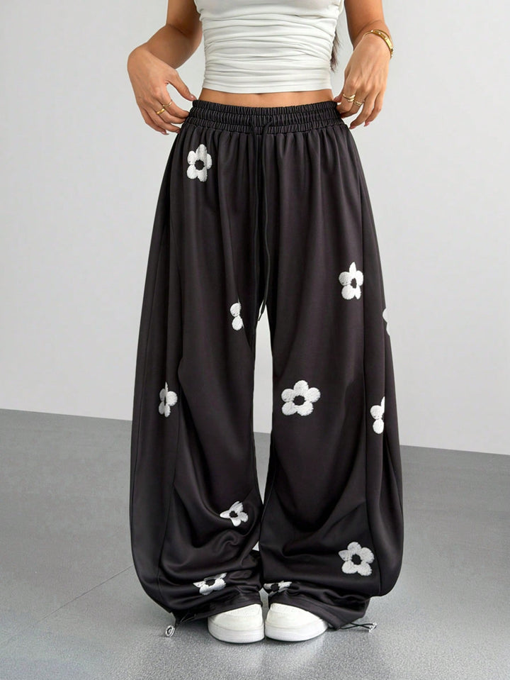 Pantaloni SHEIN, negru