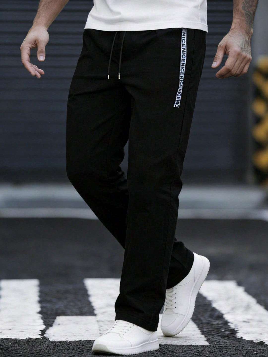 Pantalon SHEIN, negru