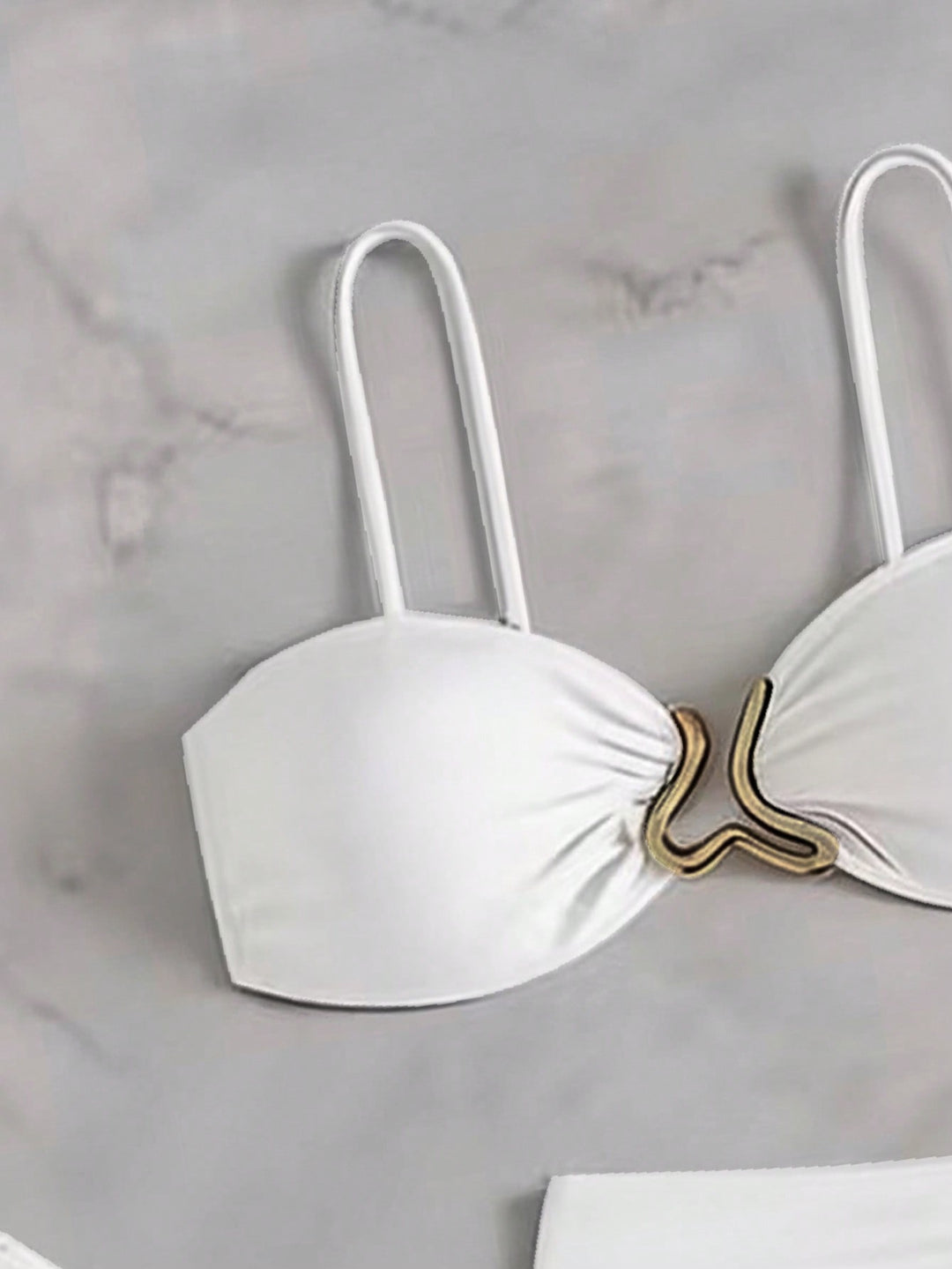 Set bikini SHEIN, alb