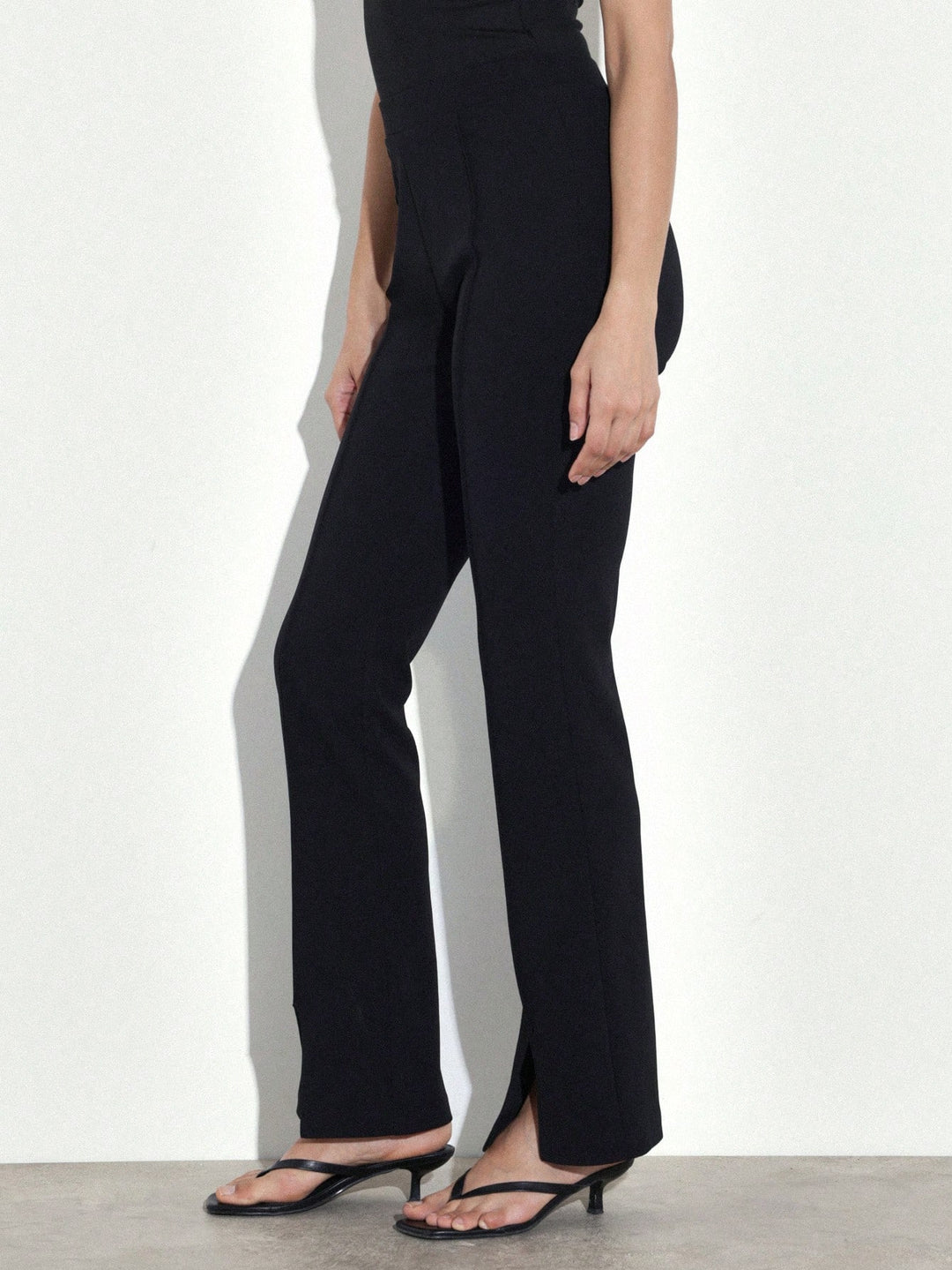 Pantaloni SHEIN, negru