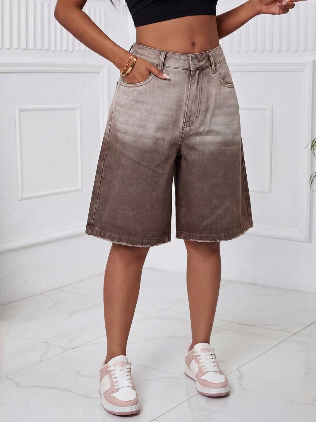 Pantaloni scurți SHEIN, maro