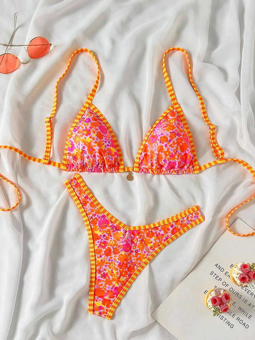 Set bikini SHEIN, mix culori
