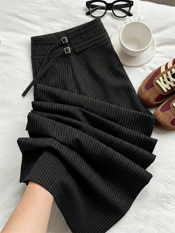 Pantaloni SHEIN, negru