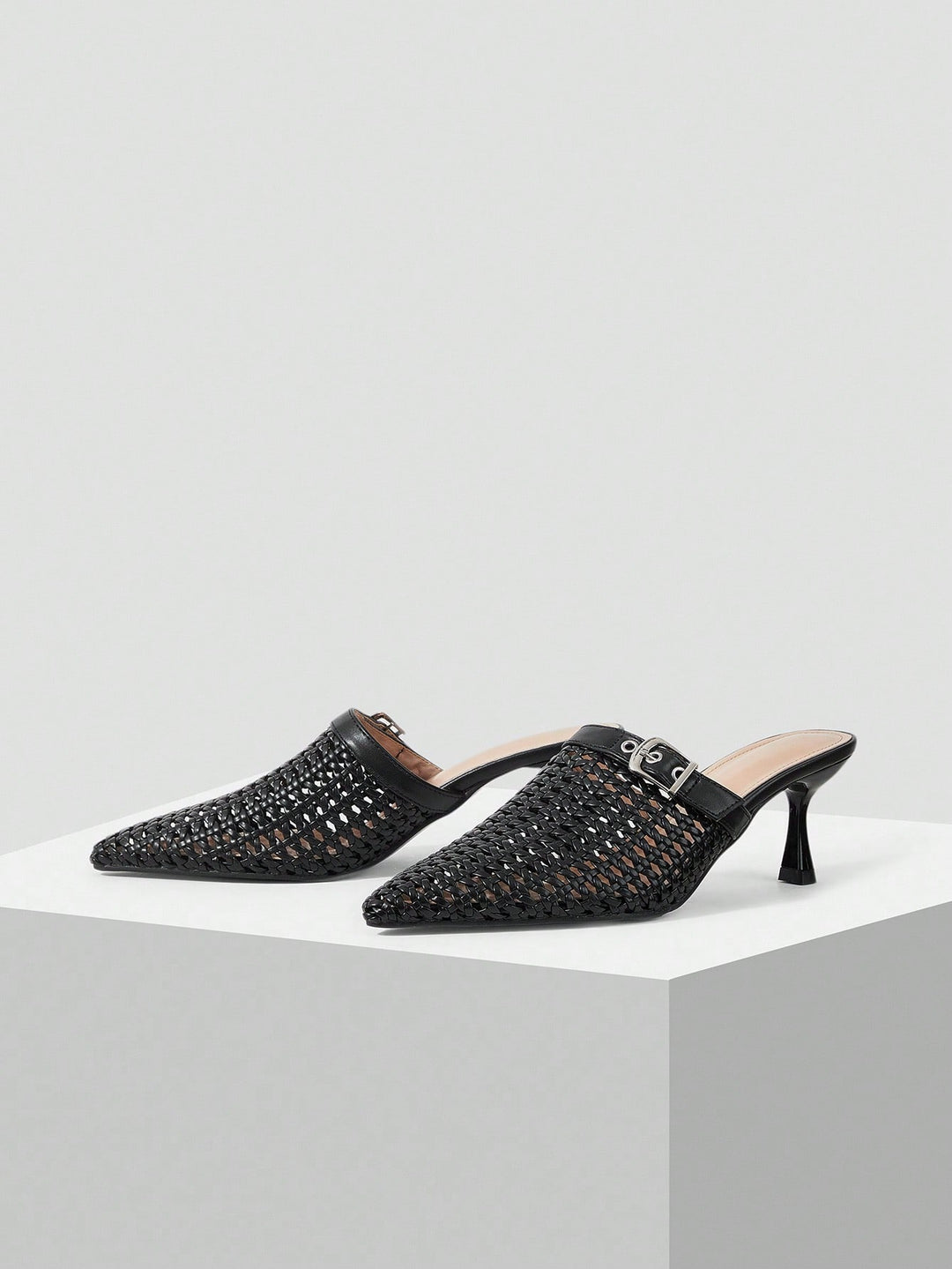 Pantofi cu toc SHEIN, negru