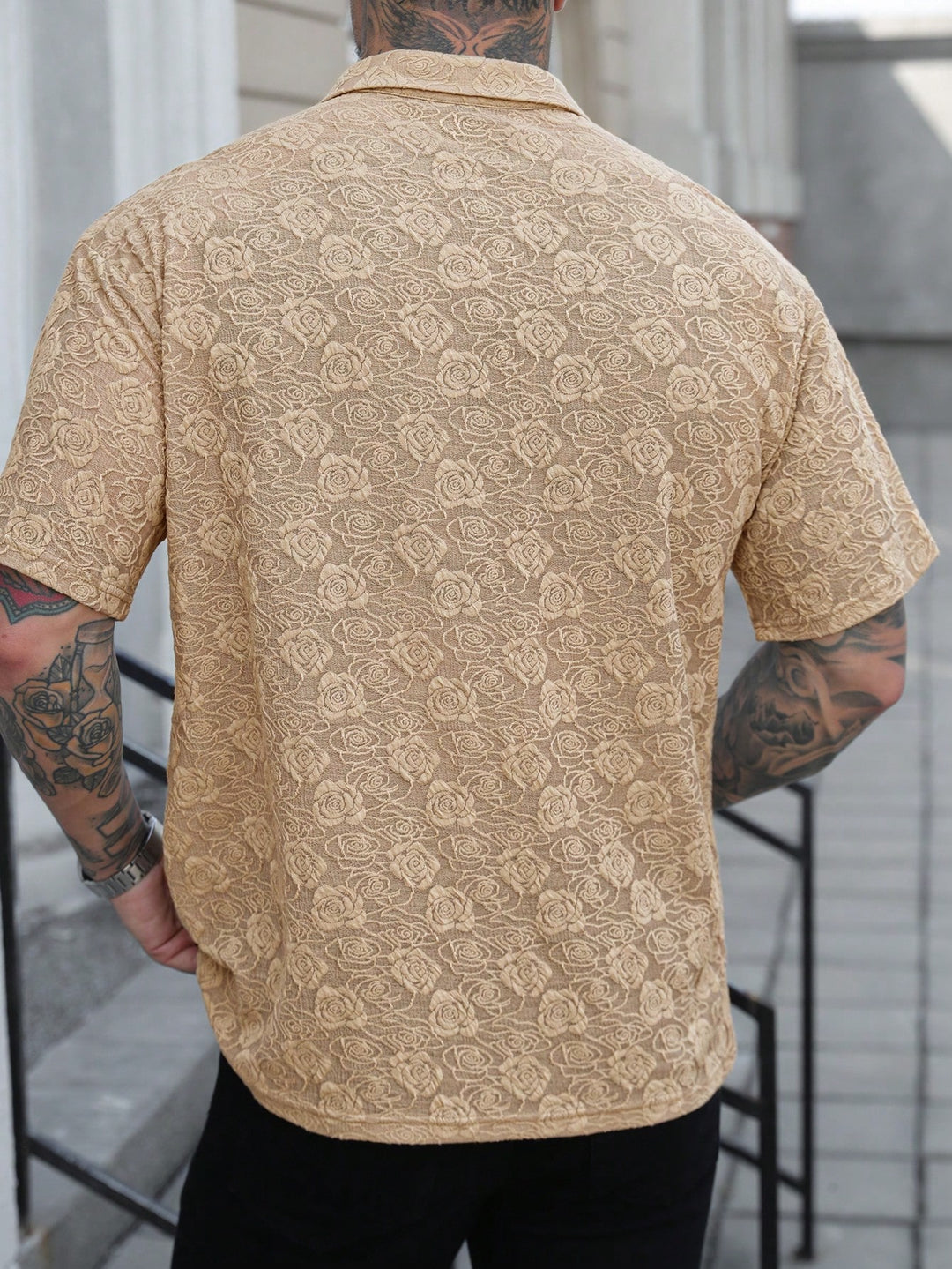 Tricou SHEIN, kaki
