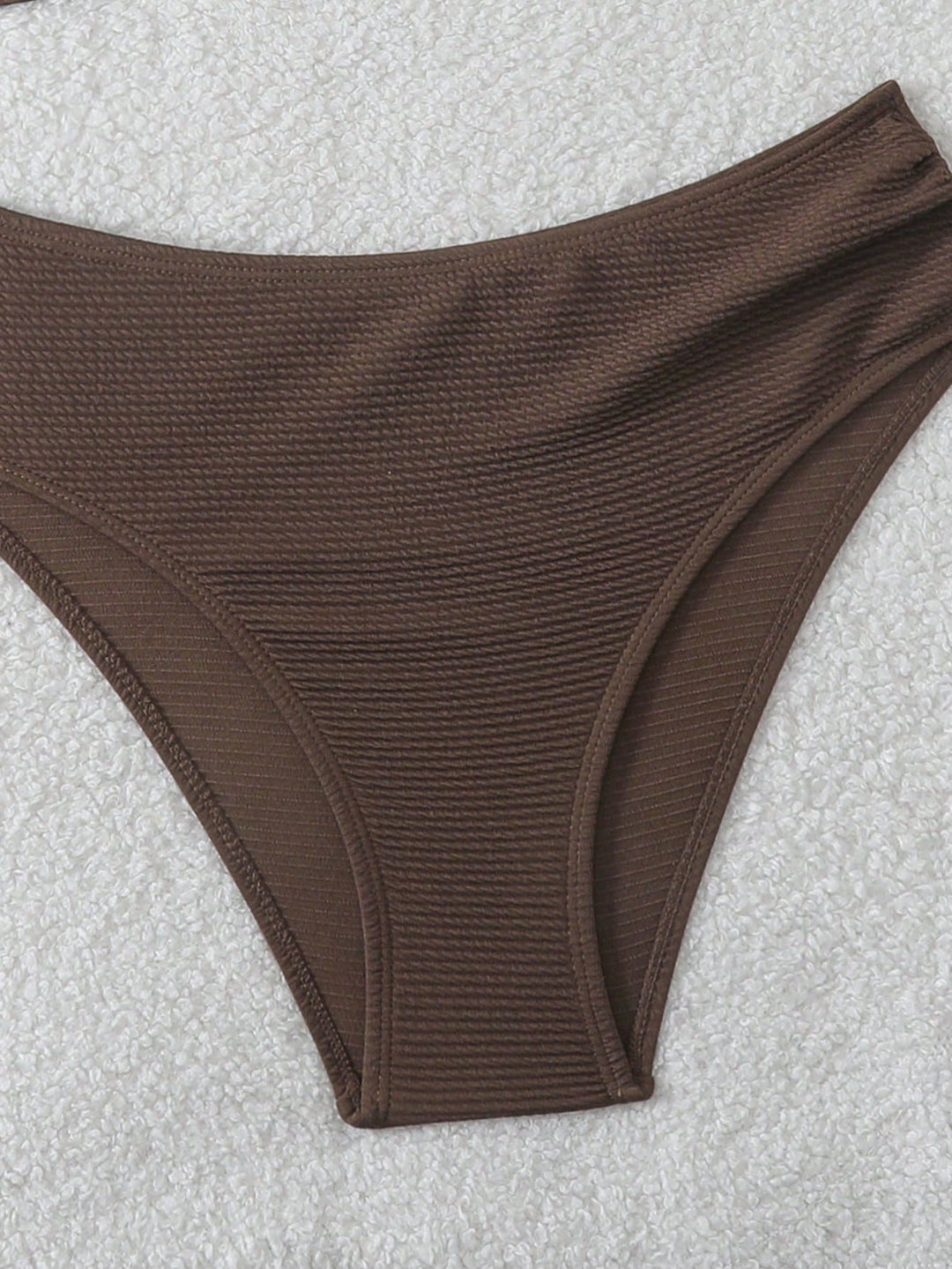 Set bikini SHEIN, maro