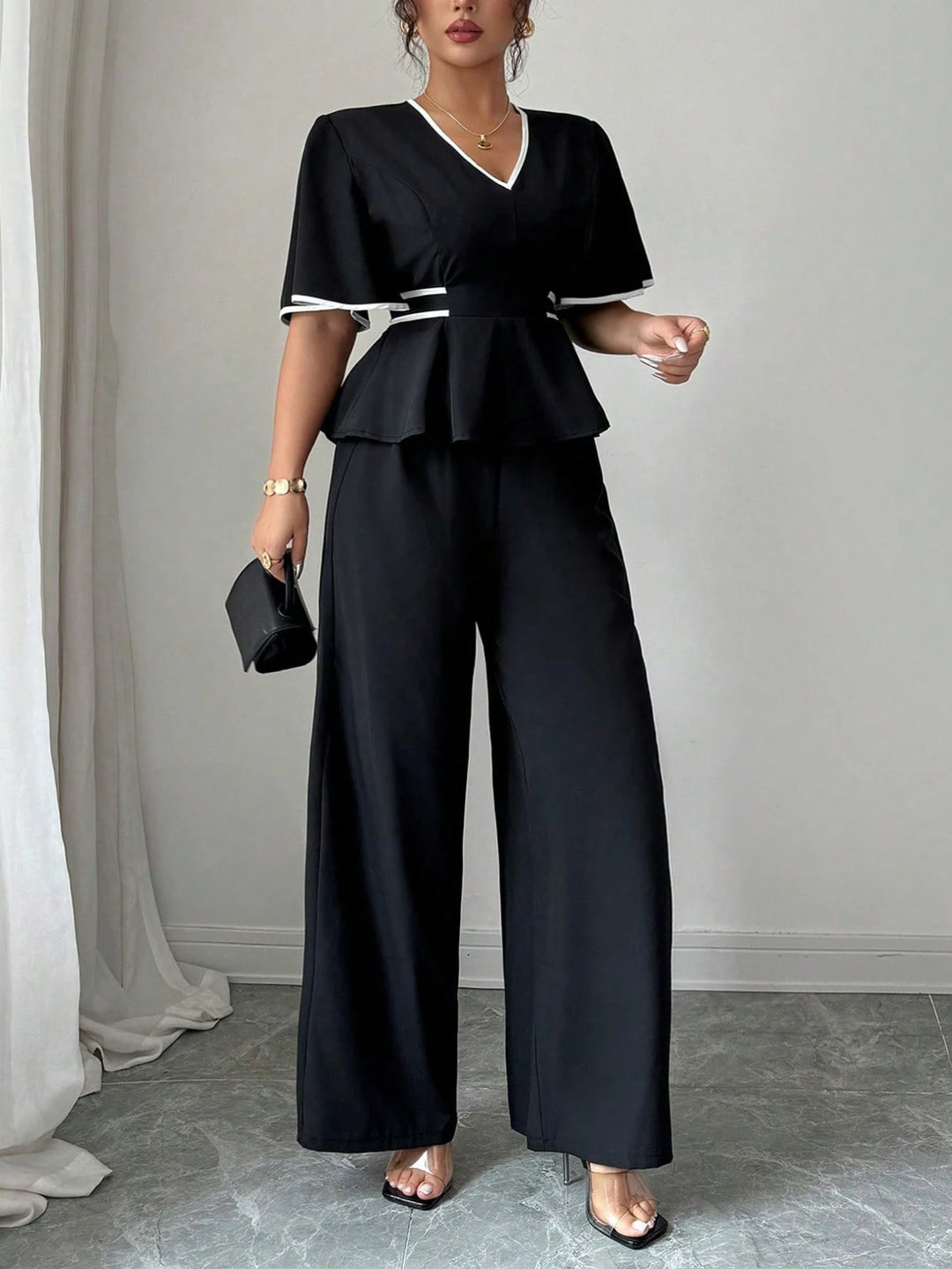 Pantaloni SHEIN, negru