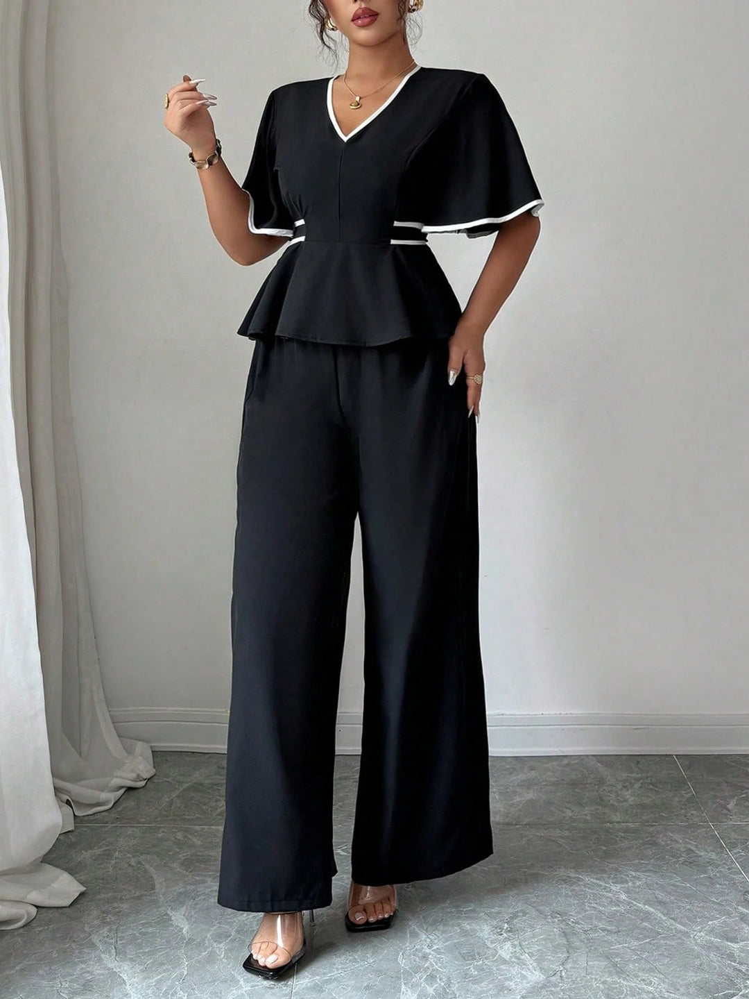 Pantaloni SHEIN, negru