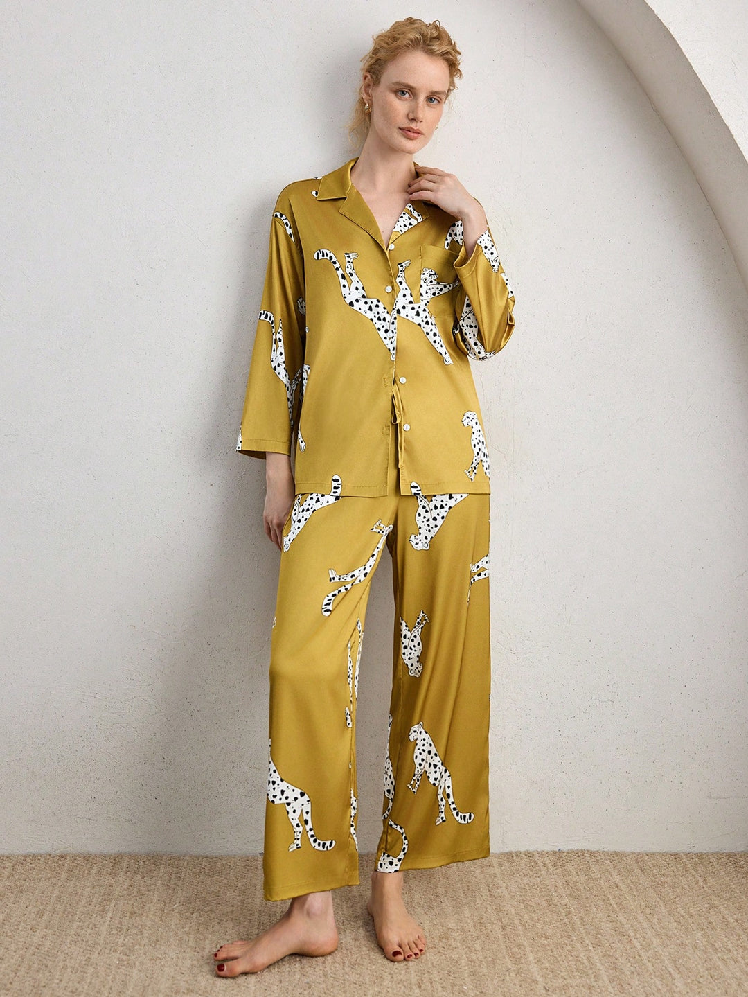 Compleu pijamale SHEIN, galben