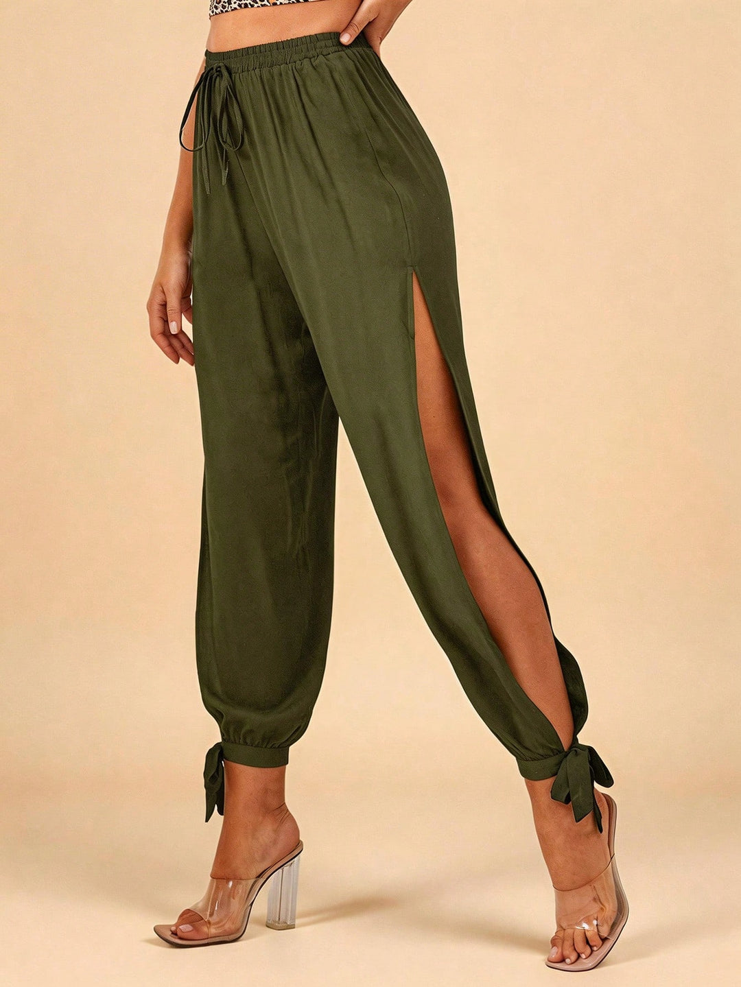 Pantaloni SHEIN, kaki