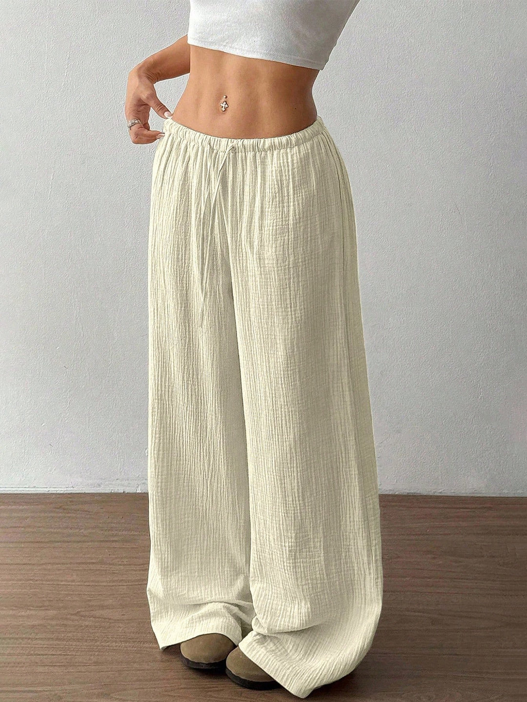 Pantaloni SHEIN, galben