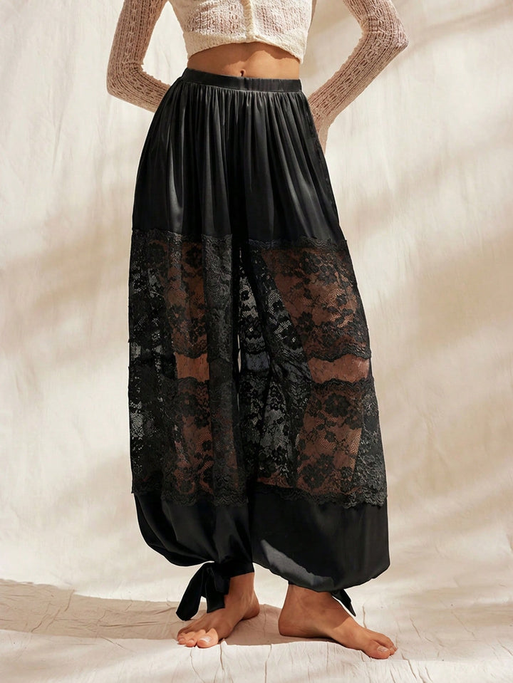 Pantaloni SHEIN, negru