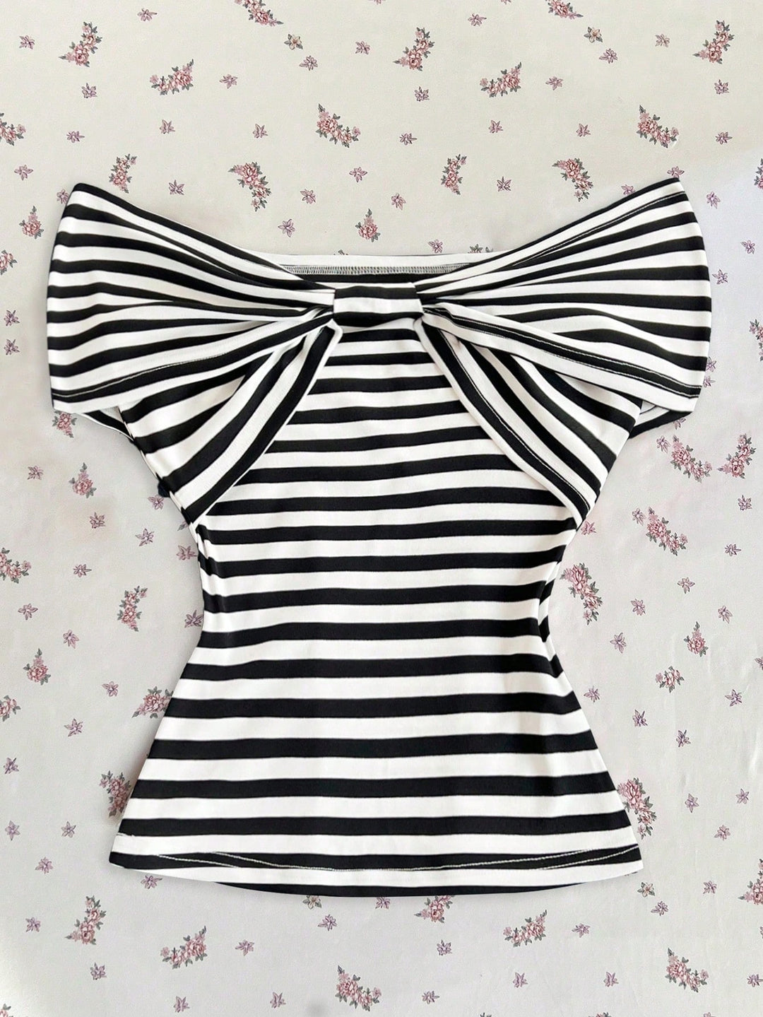 Tricou SHEIN, mix culori