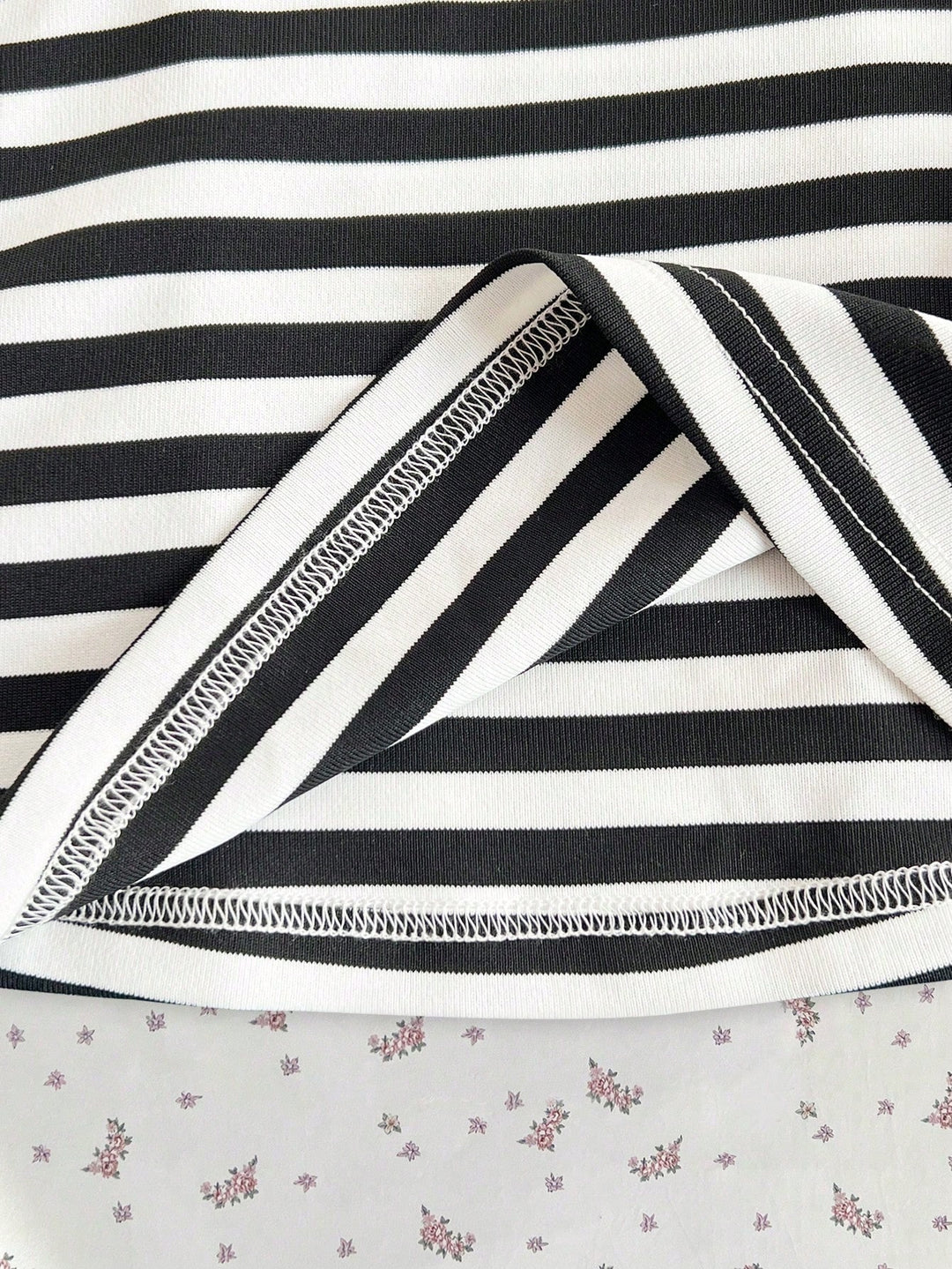 Tricou SHEIN, mix culori