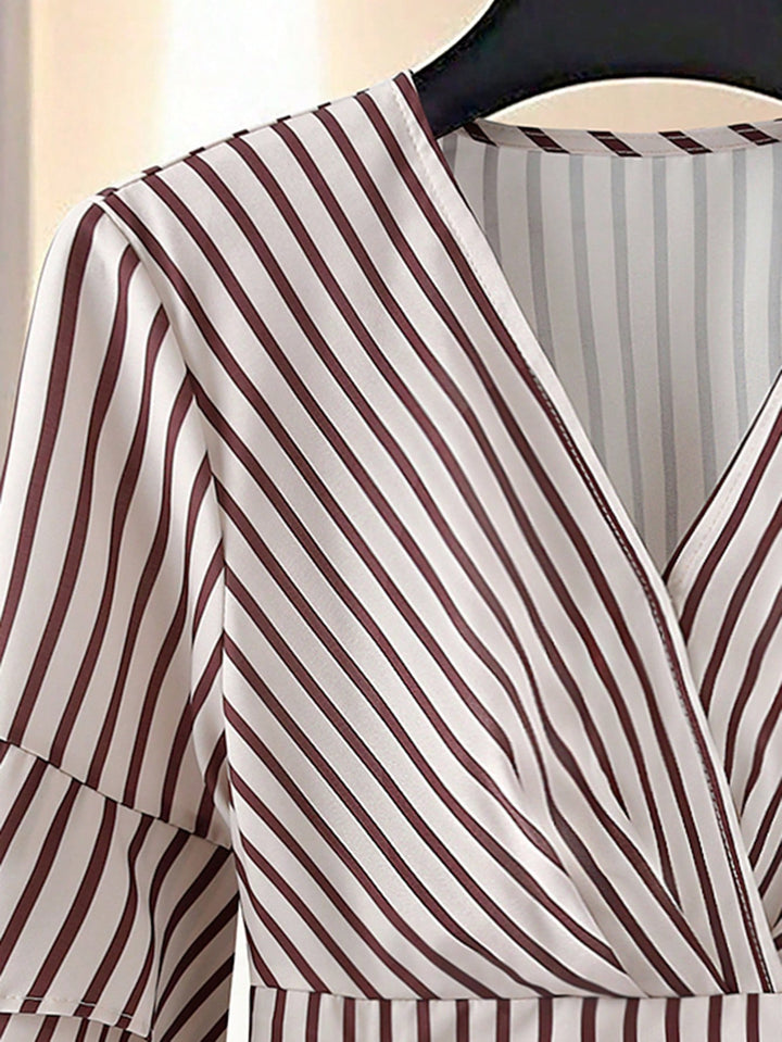 Bluza asimetrică SHEIN, maro