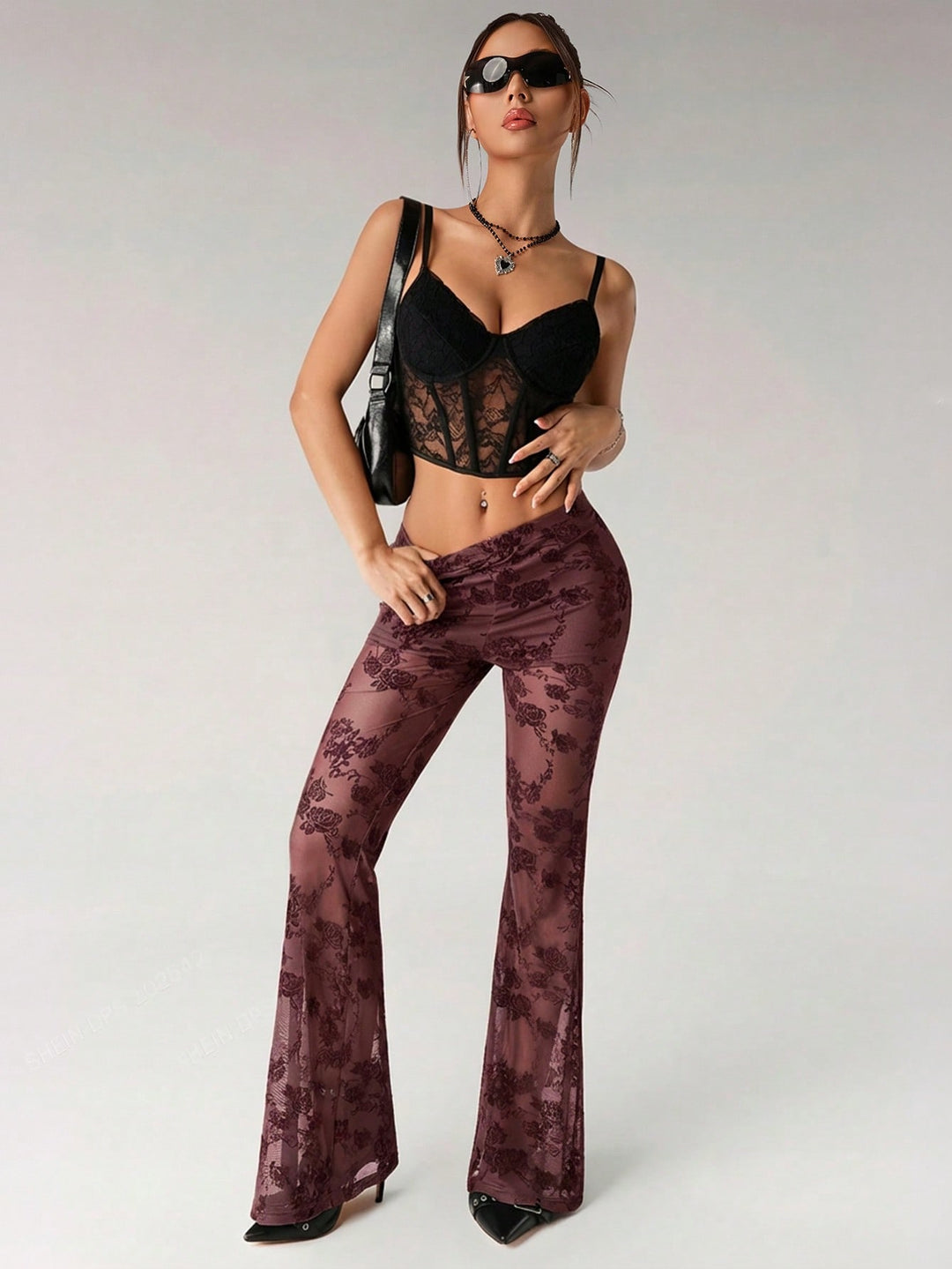 Pantaloni SHEIN, vișiniu