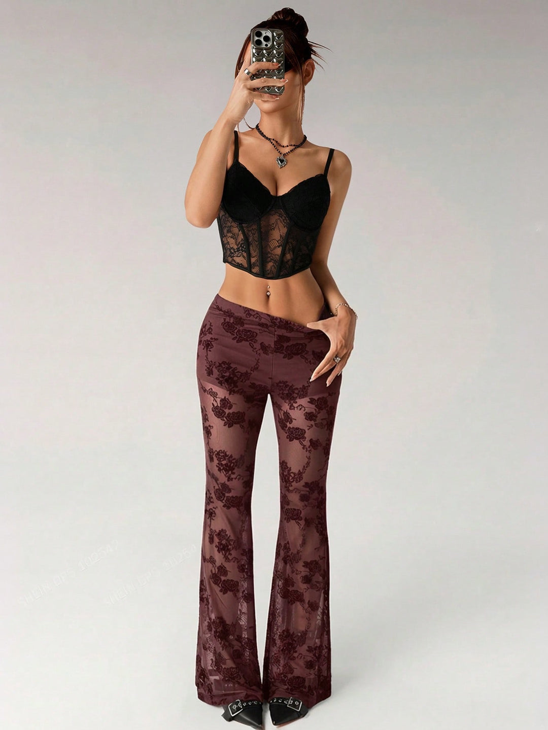 Pantaloni SHEIN, vișiniu